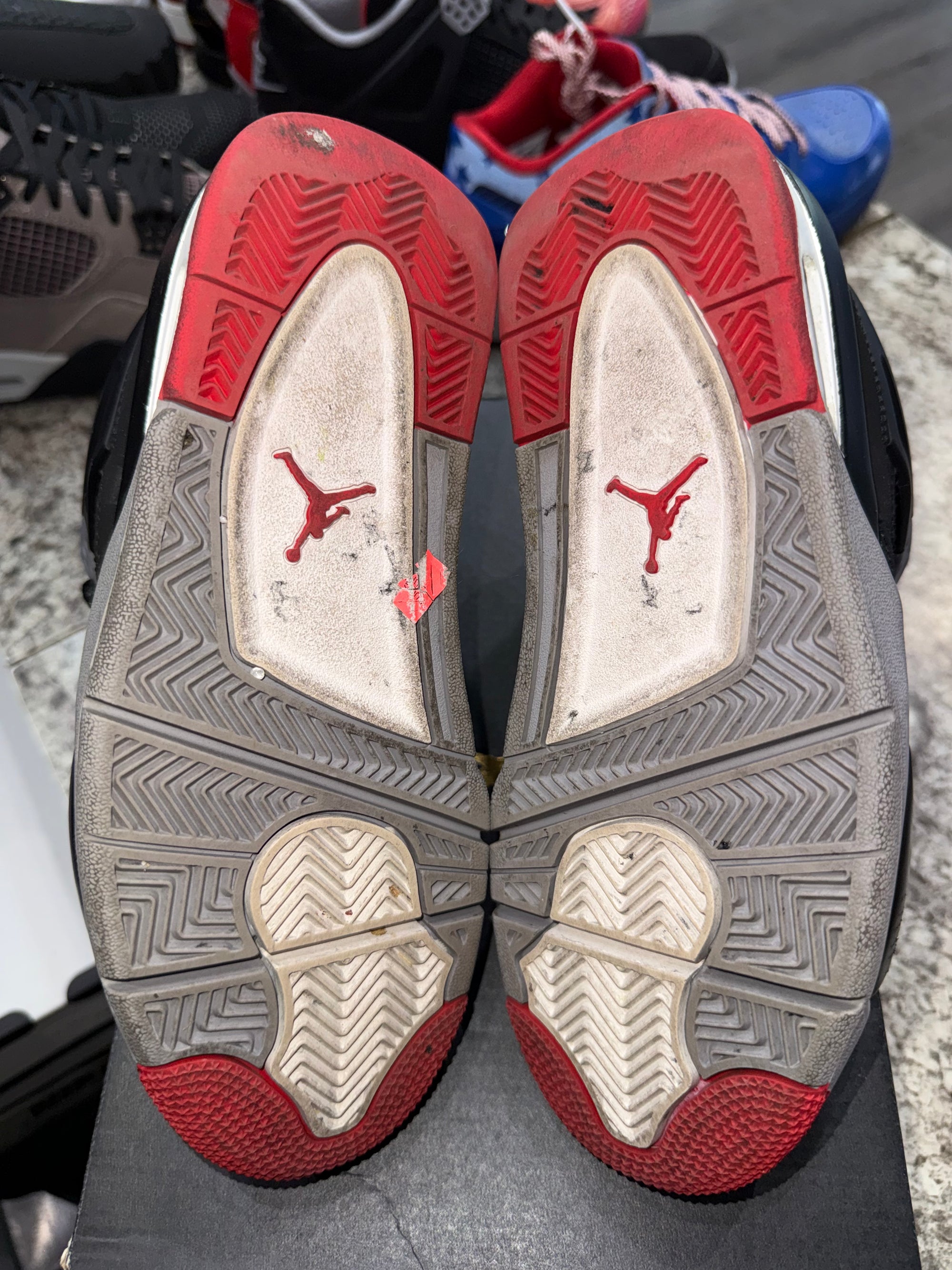 Jordan 4 Retro Bred (2019)