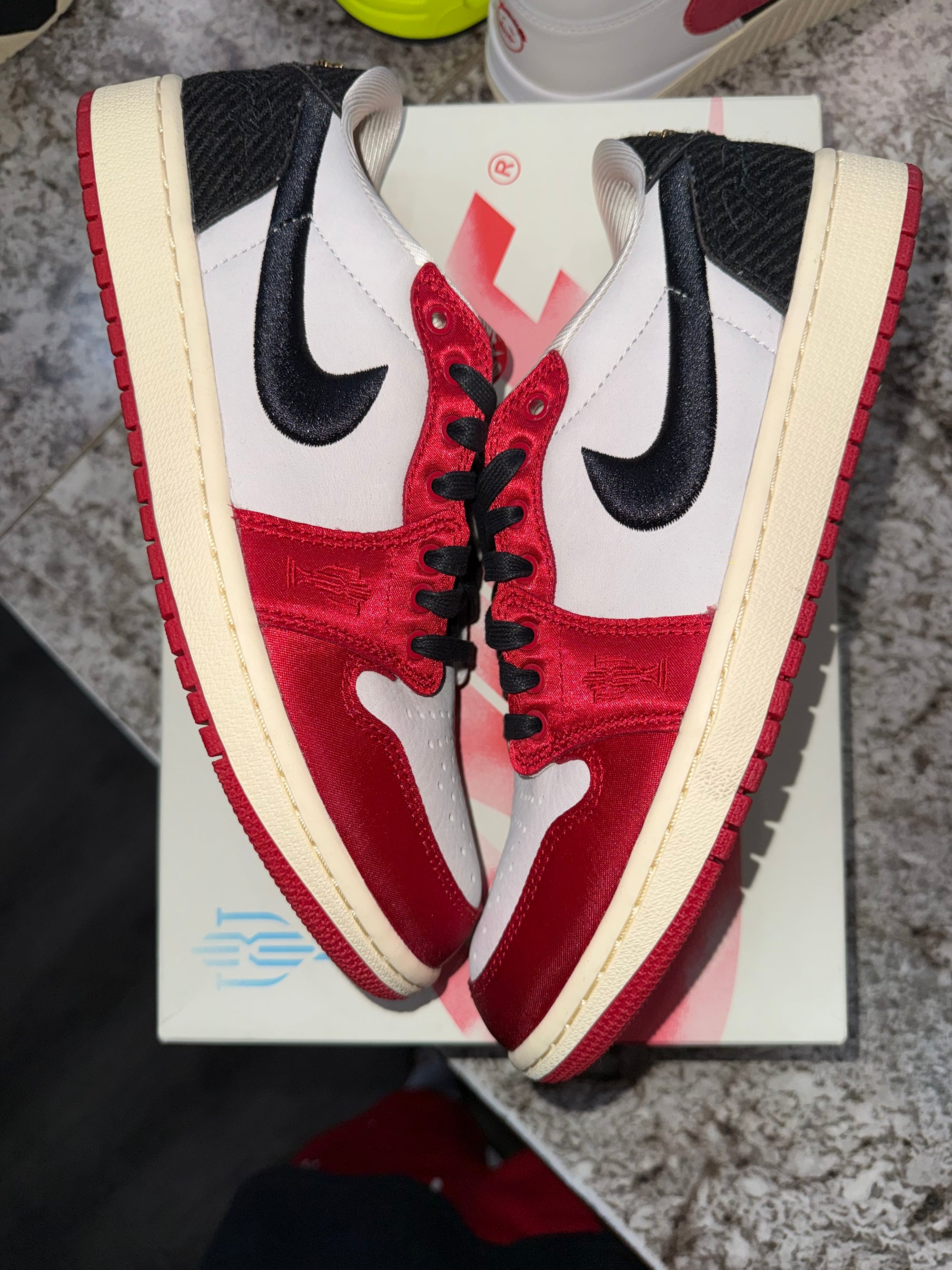 Jordan 1 Retro Low OG Trophy Room Rookie Card Away