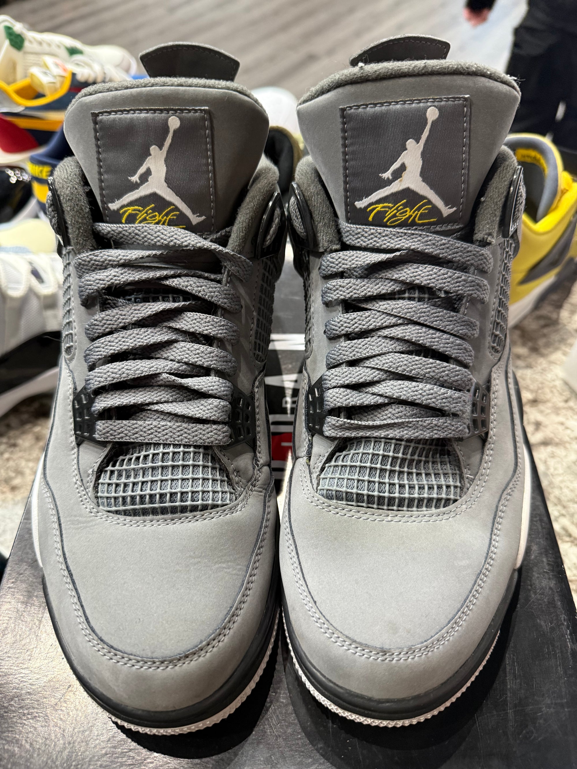 Jordan 4 Retro Cool Grey (2019) (DAMAGED BOX) (WRONG TOP)