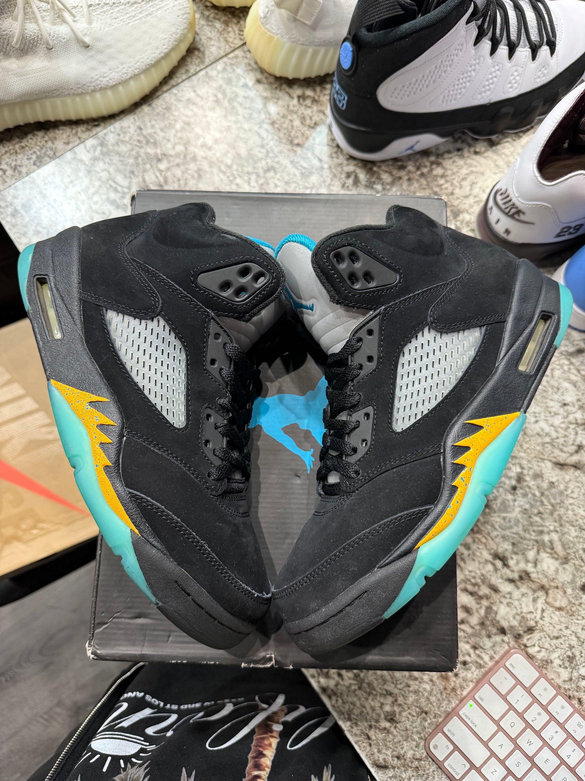 Jordan 5 Retro Aqua