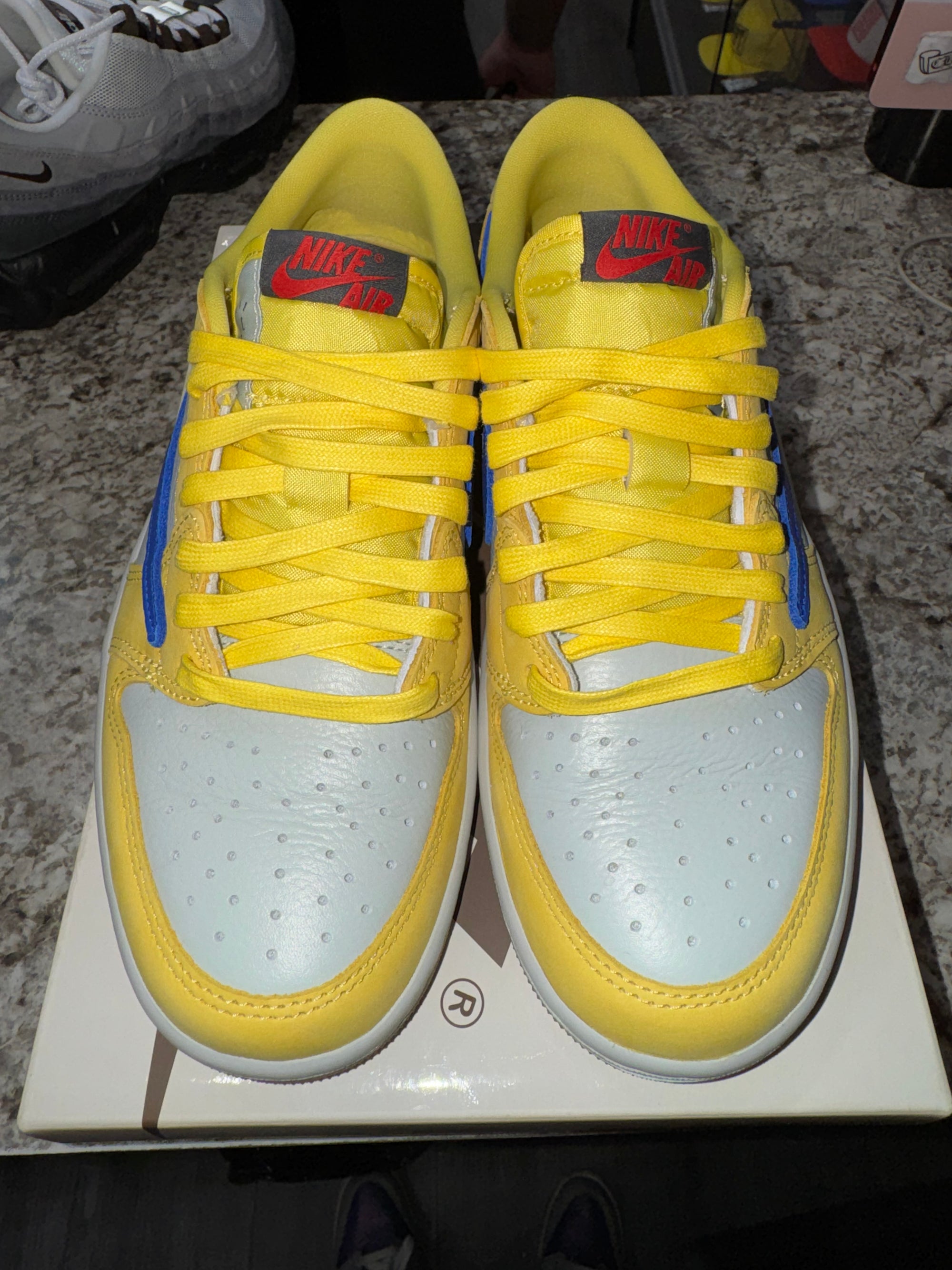 Jordan 1 Retro Low OG SP Travis Scott Canary (Women's)