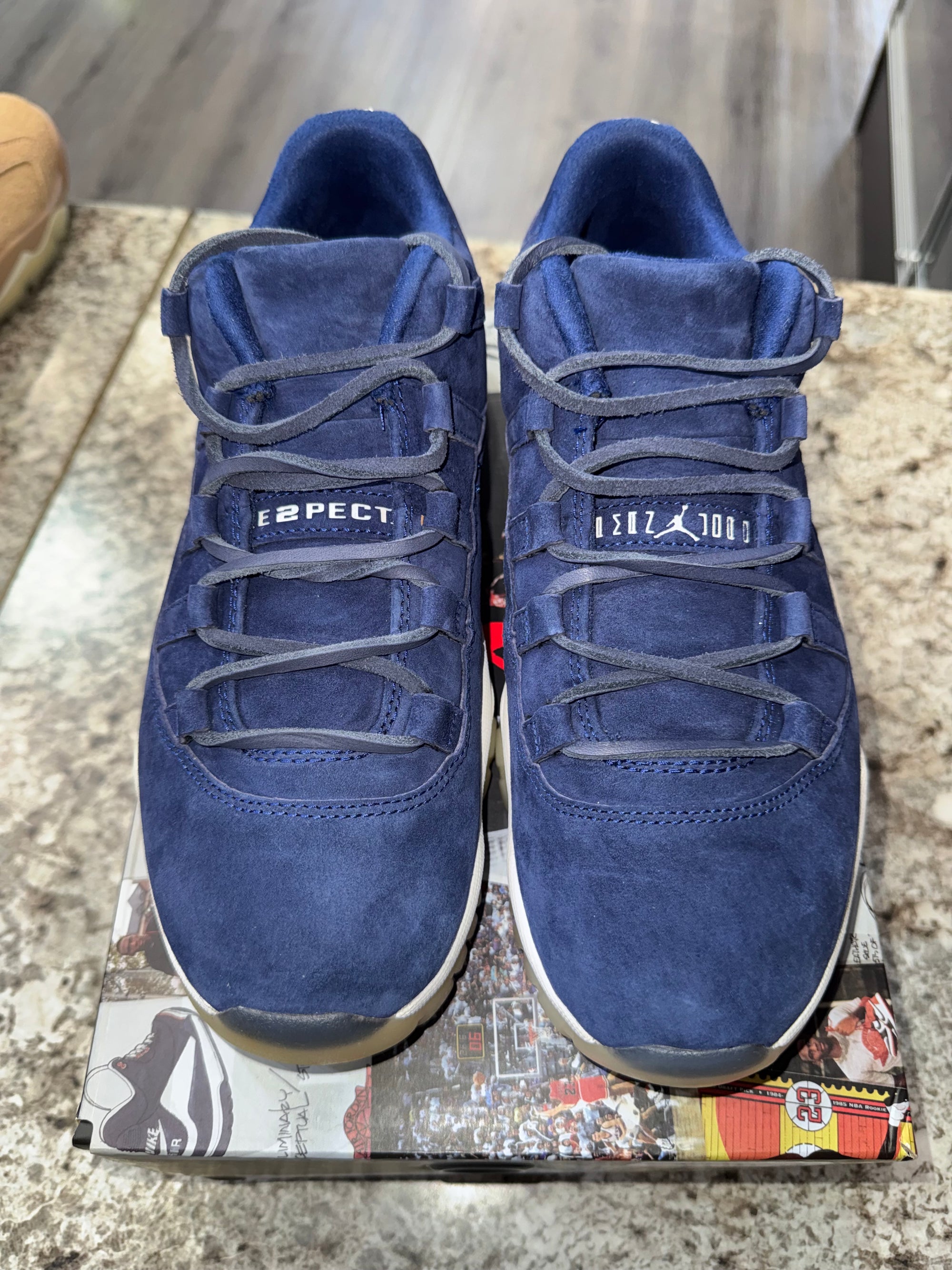 Jordan 11 Retro Low Derek Jeter RE2PECT
