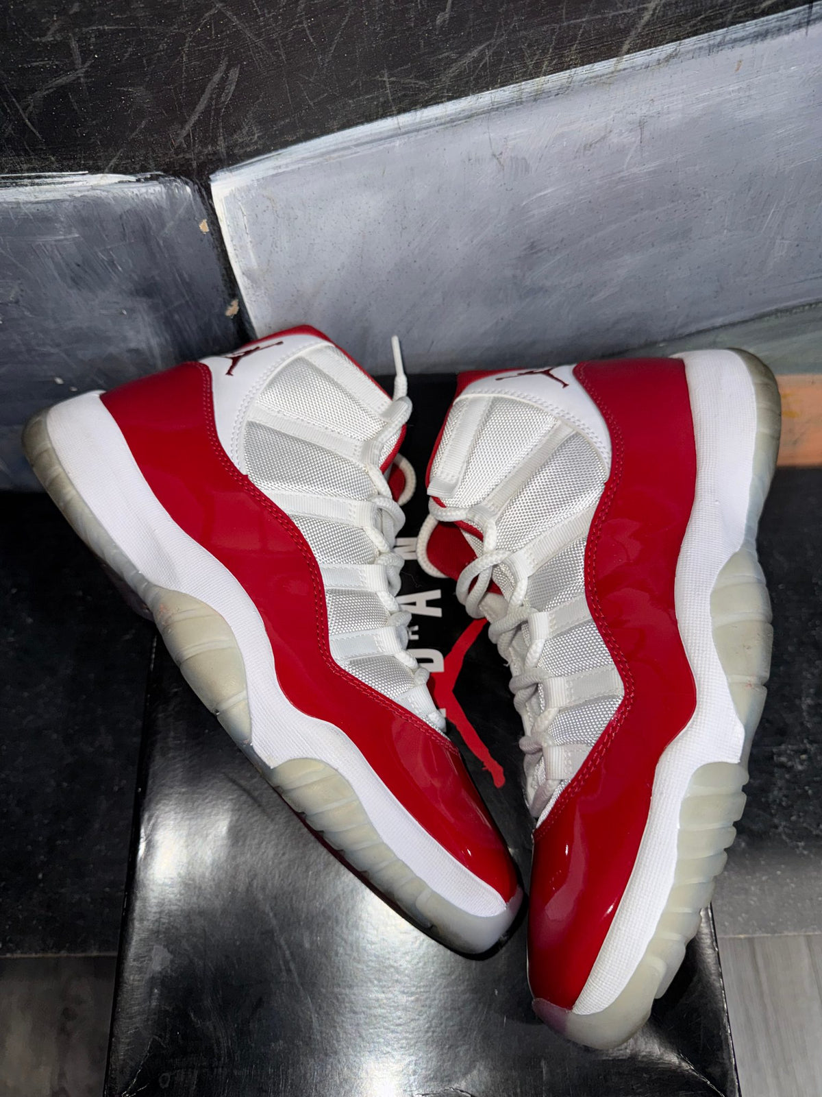 Jordan 11 Retro Cherry (2022)