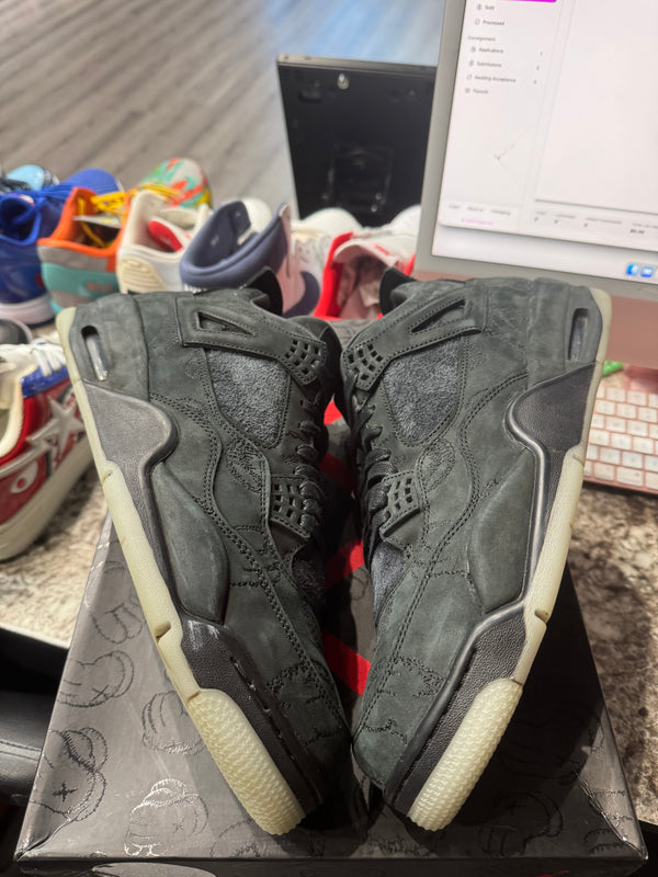 Jordan 4 Retro Kaws Black