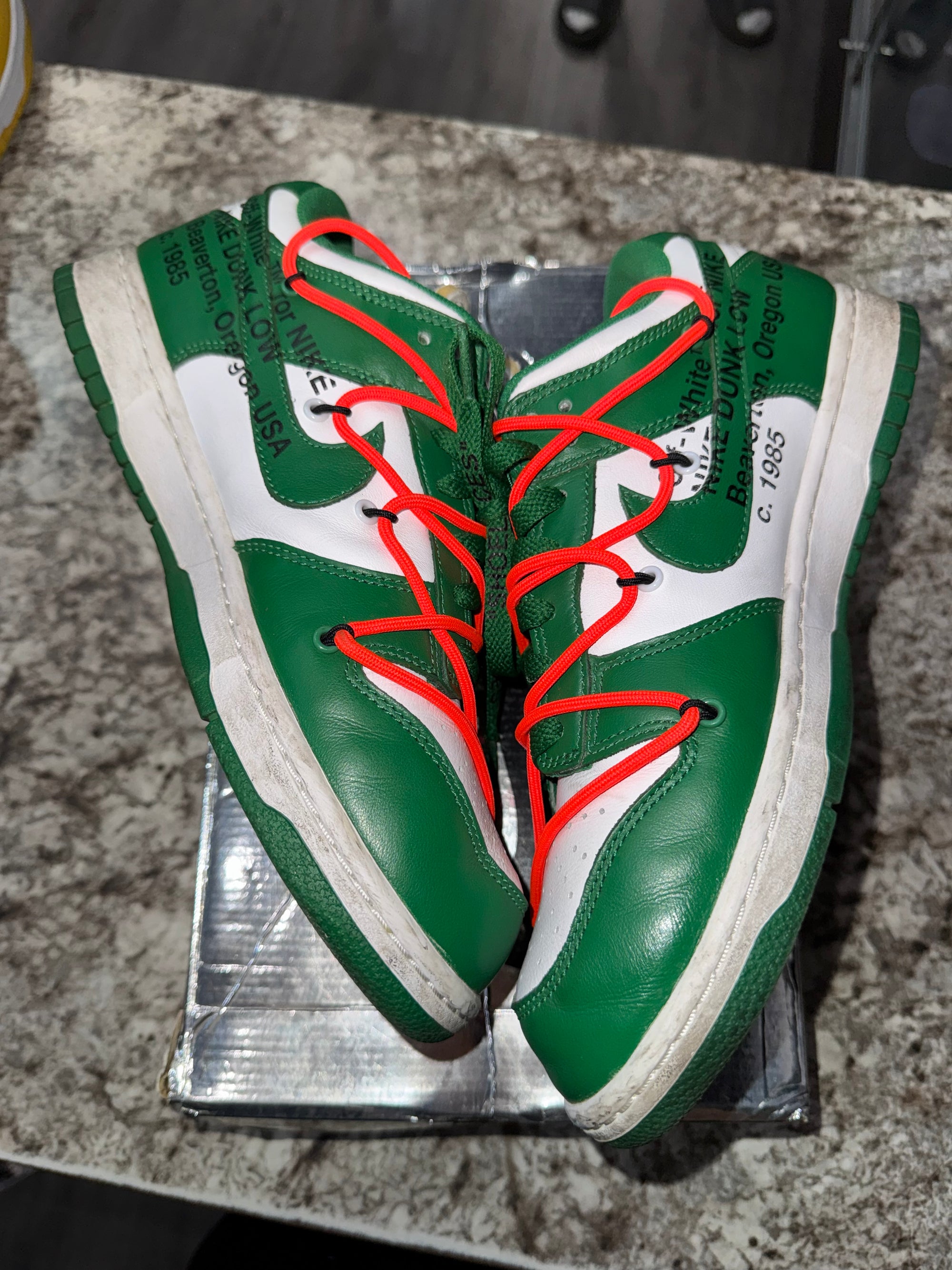 Nike Dunk Low Off-White Pine Green