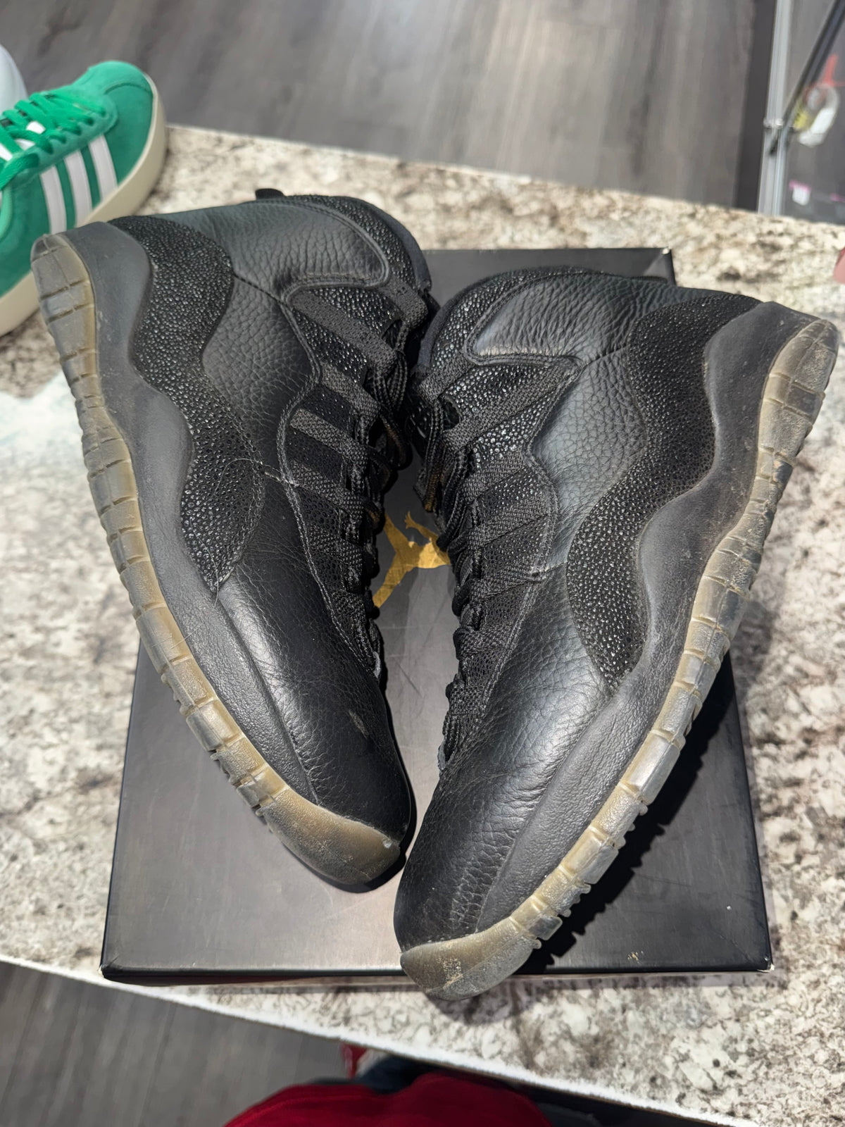 Jordan 10 Retro Drake OVO Black