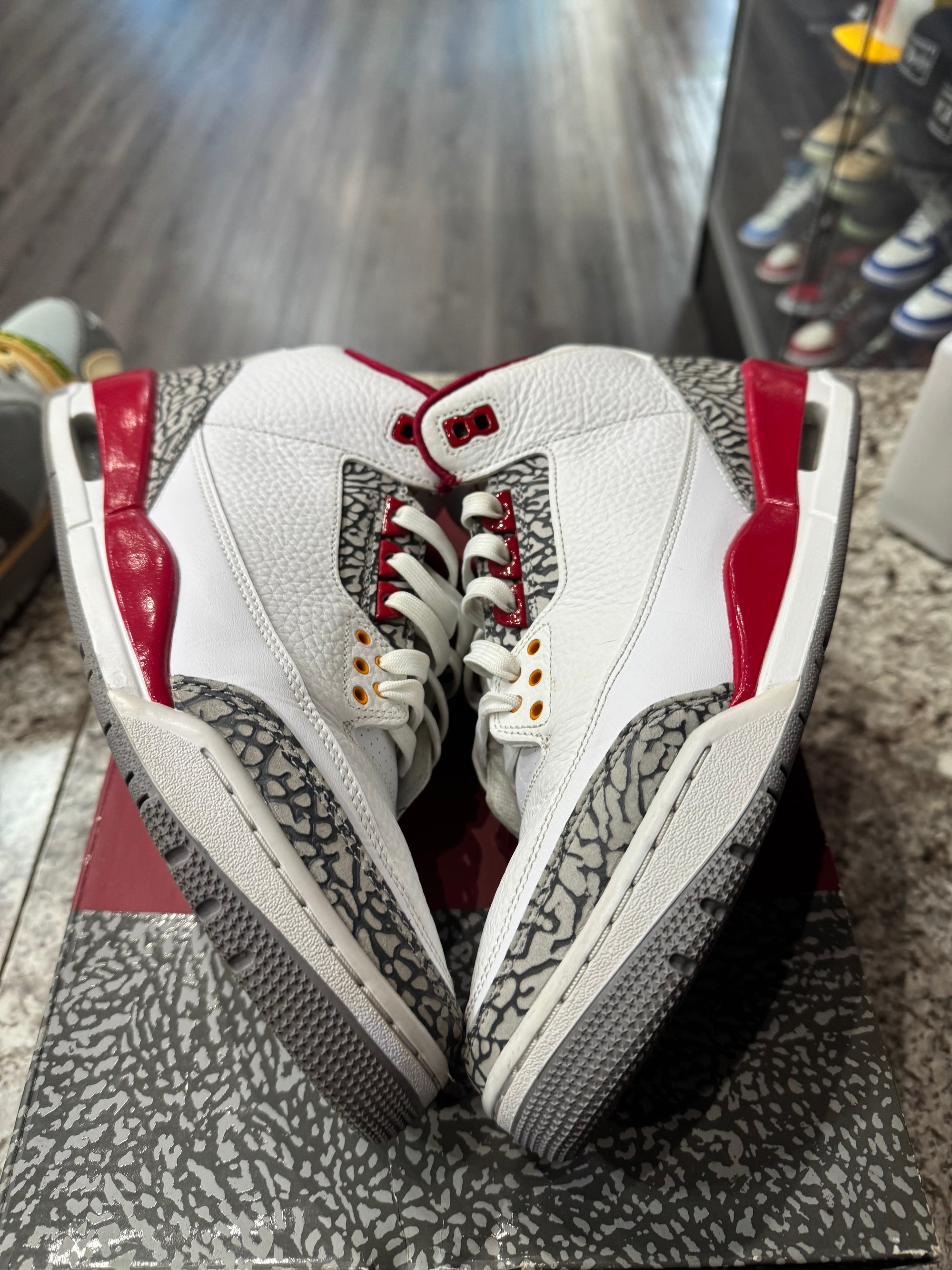Jordan 3 Retro Cardinal Red (Damaged Box)
