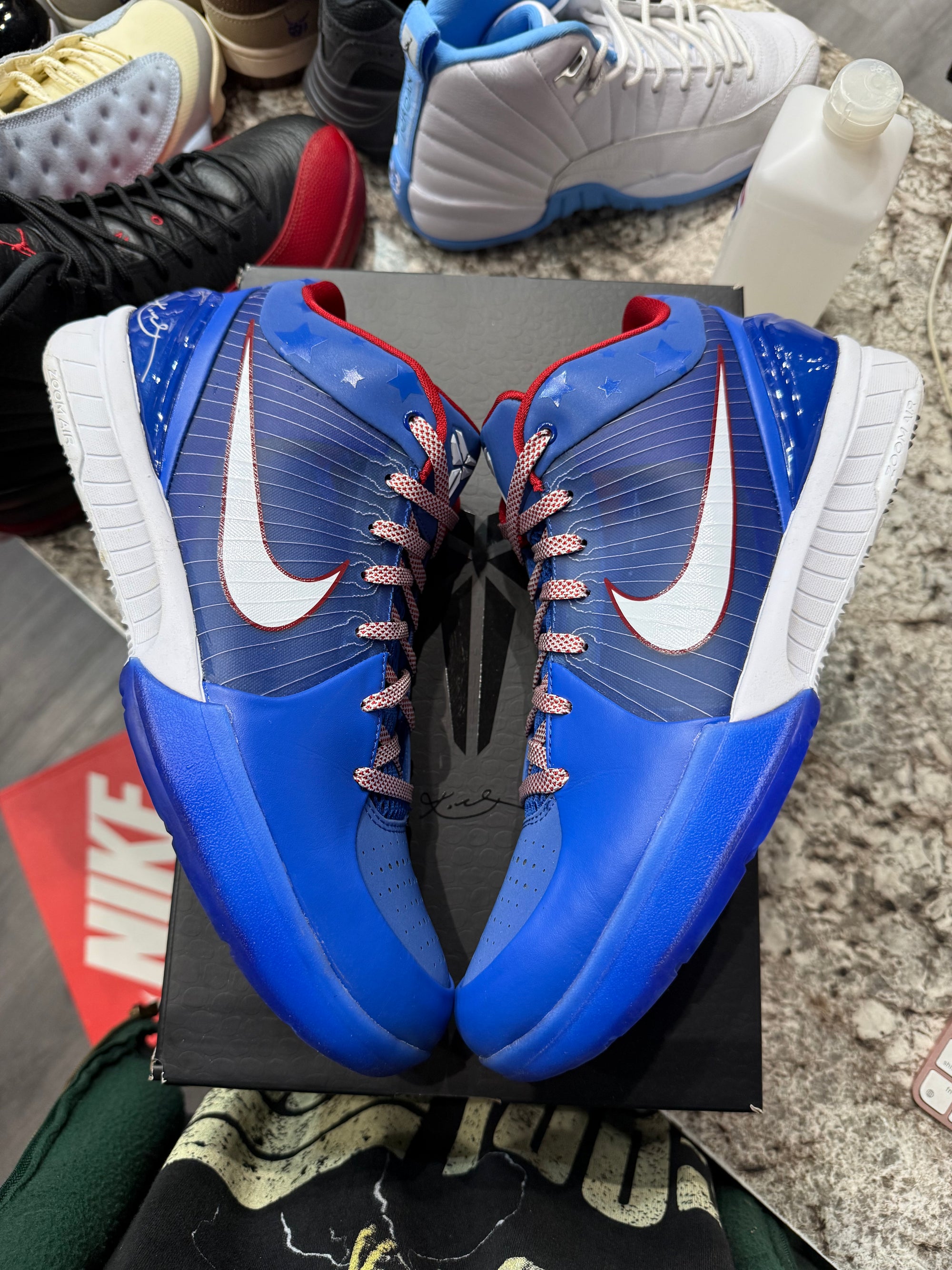 Nike Kobe 4 Protro Philly (2024)