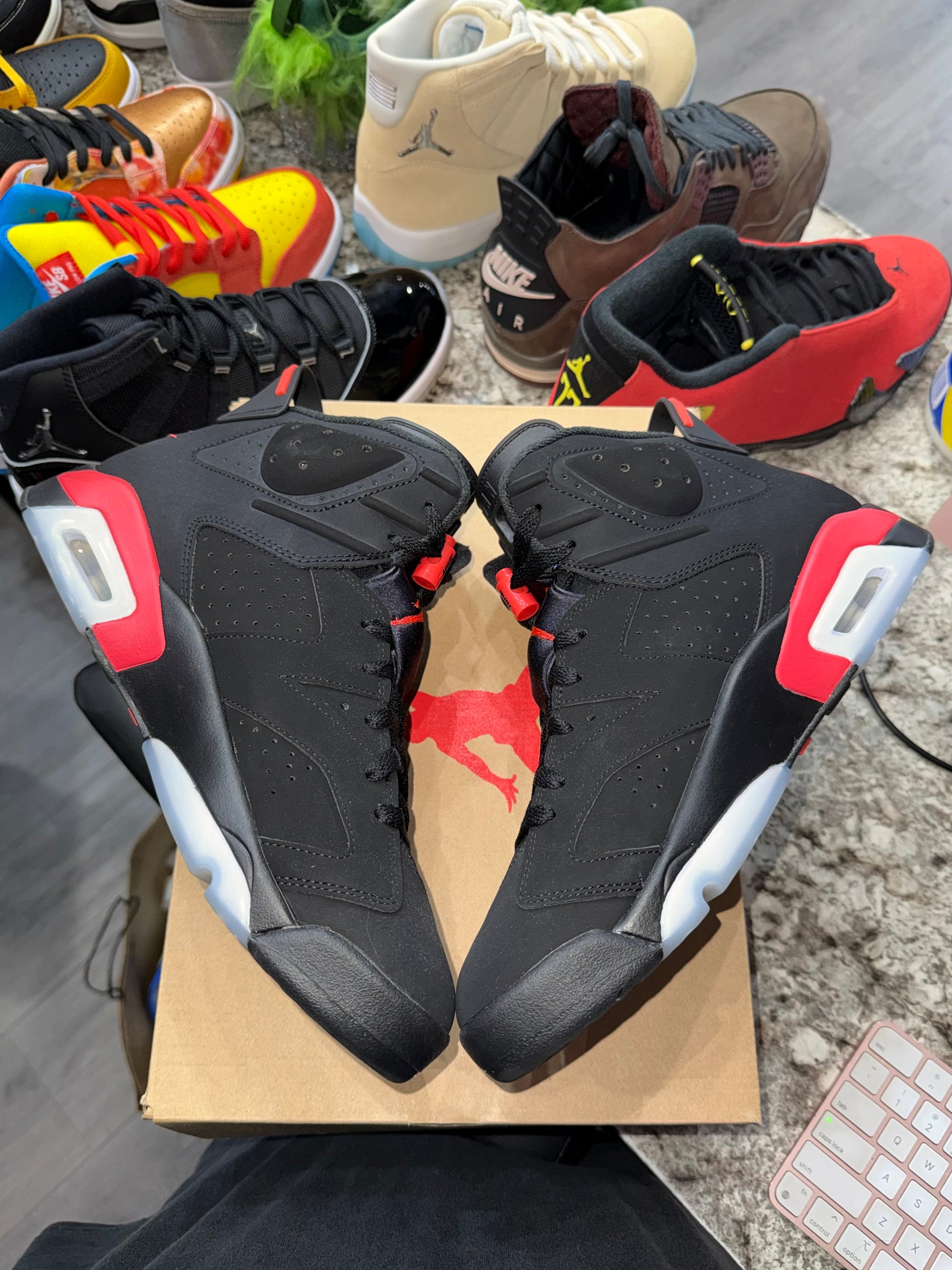 Jordan 6 Retro Infrared Salesman
