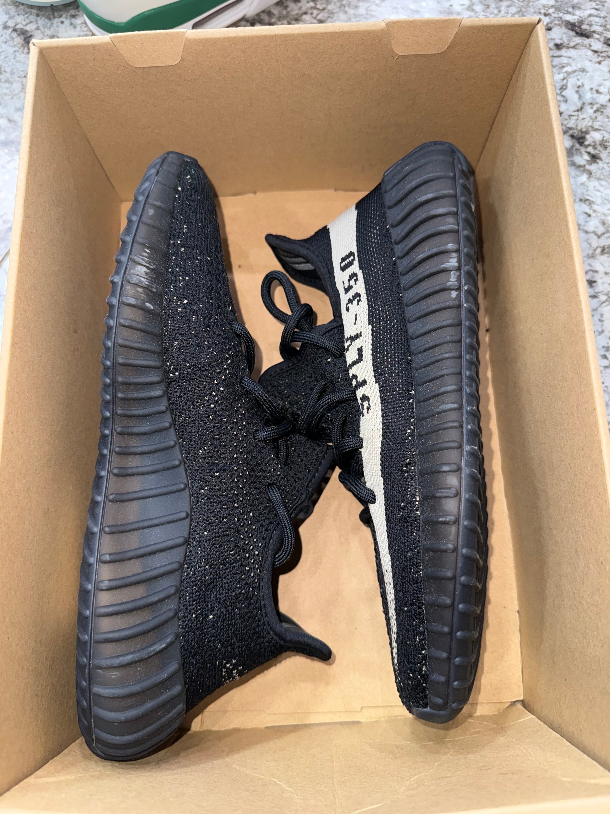 adidas Yeezy Boost 350 V2 Core Black White