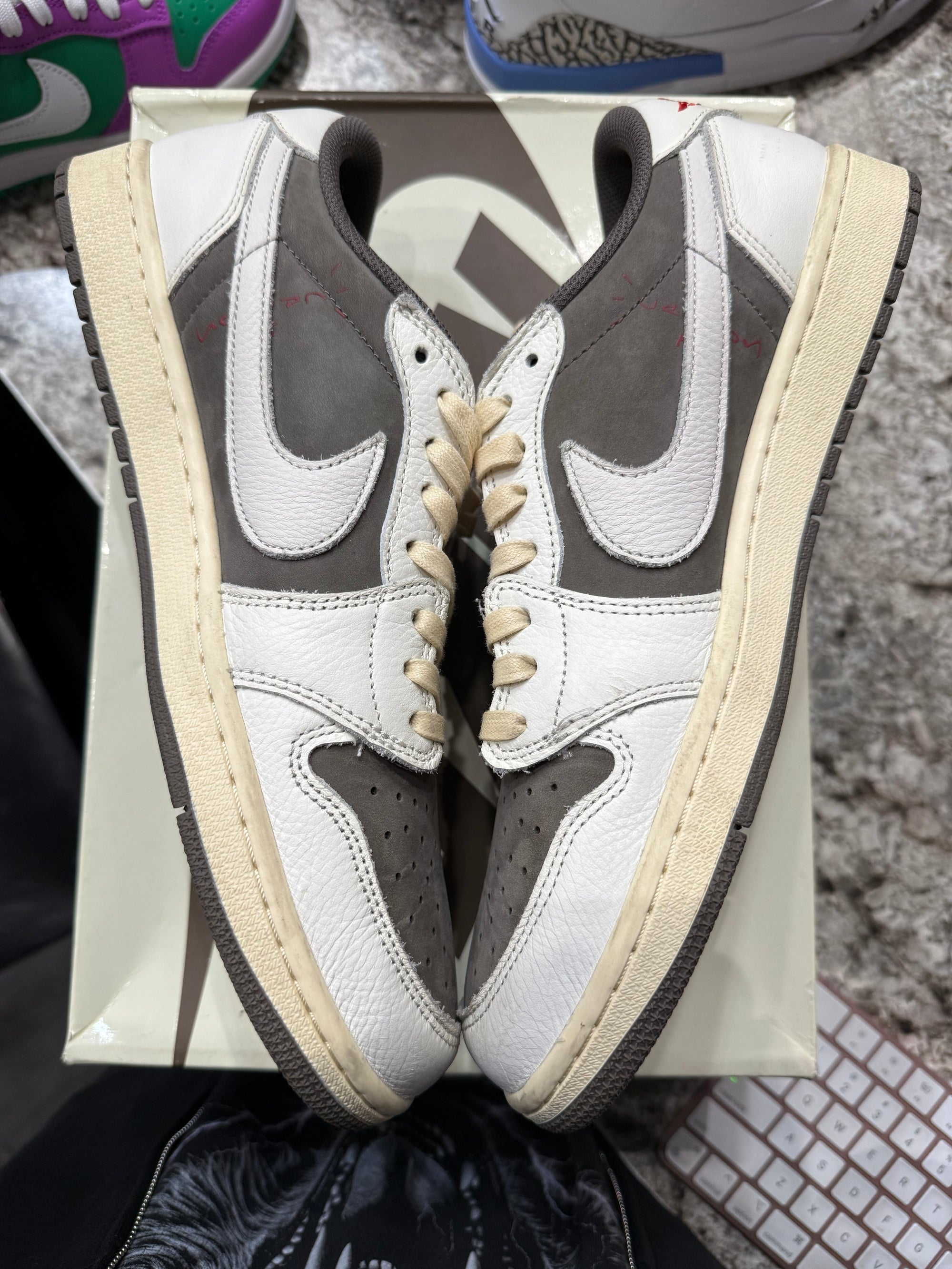 Jordan 1 Retro Low OG SP Travis Scott Reverse Mocha