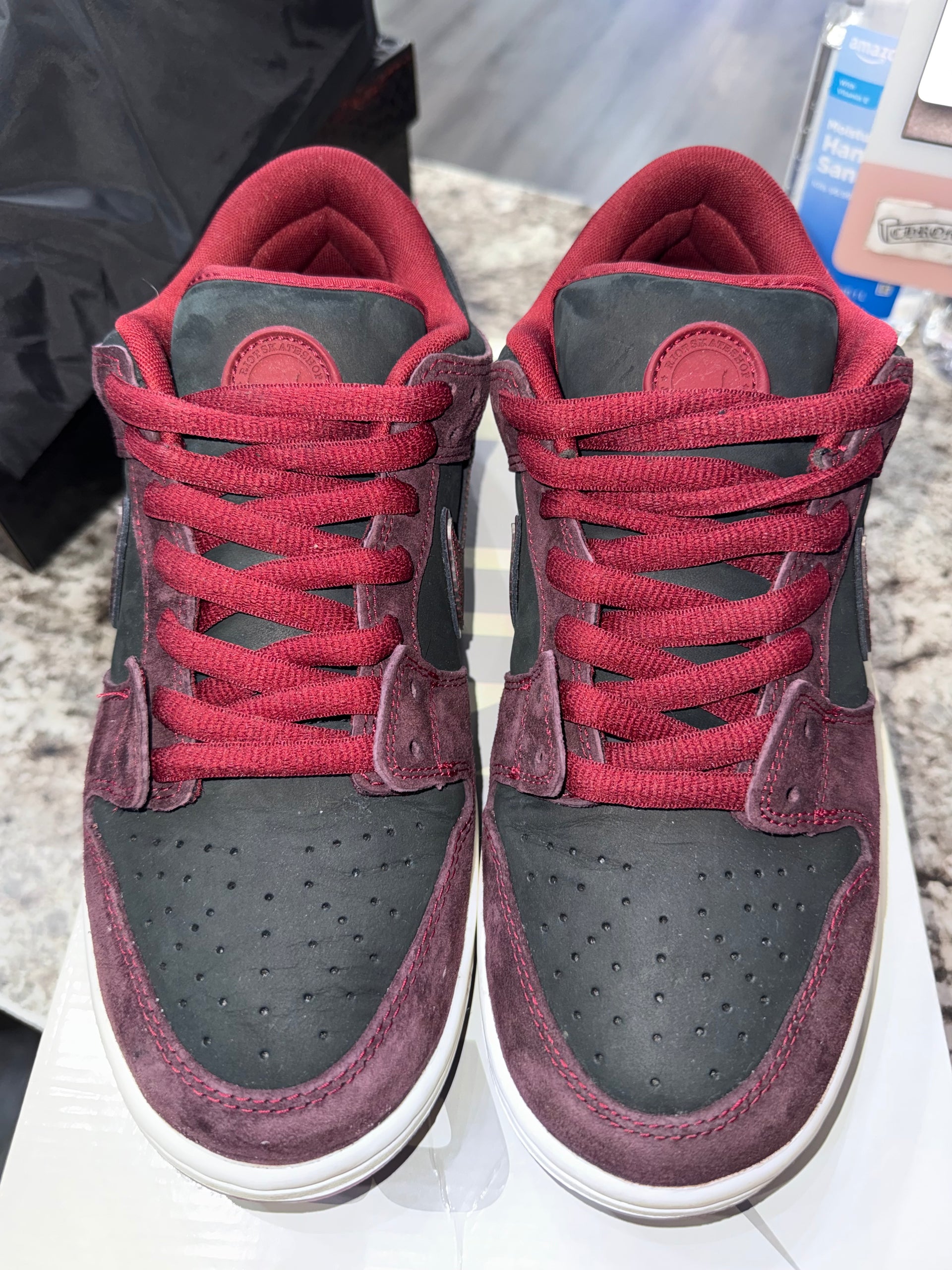 Nike SB Dunk Low Riot Skateshop