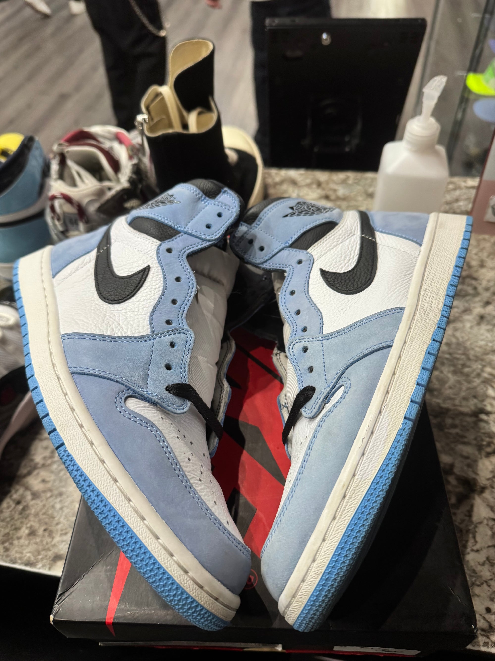 Jordan 1 Retro High OG University Blue