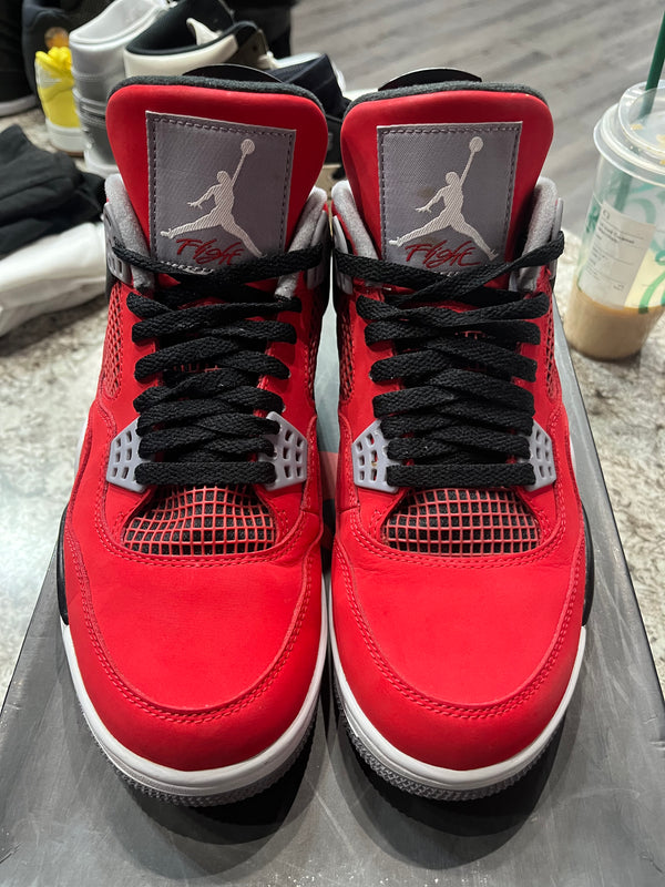 Jordan 4 Retro Toro Bravo