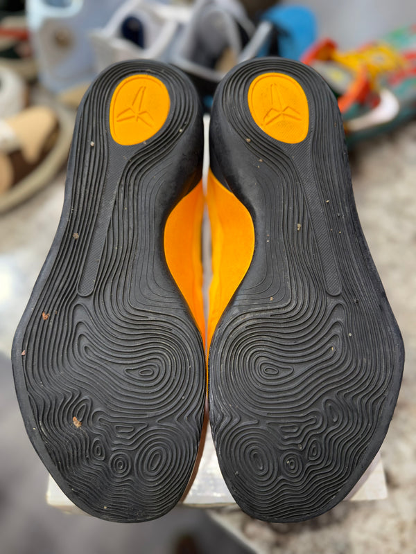 Nike Kobe 9 EM Low Bruce Lee