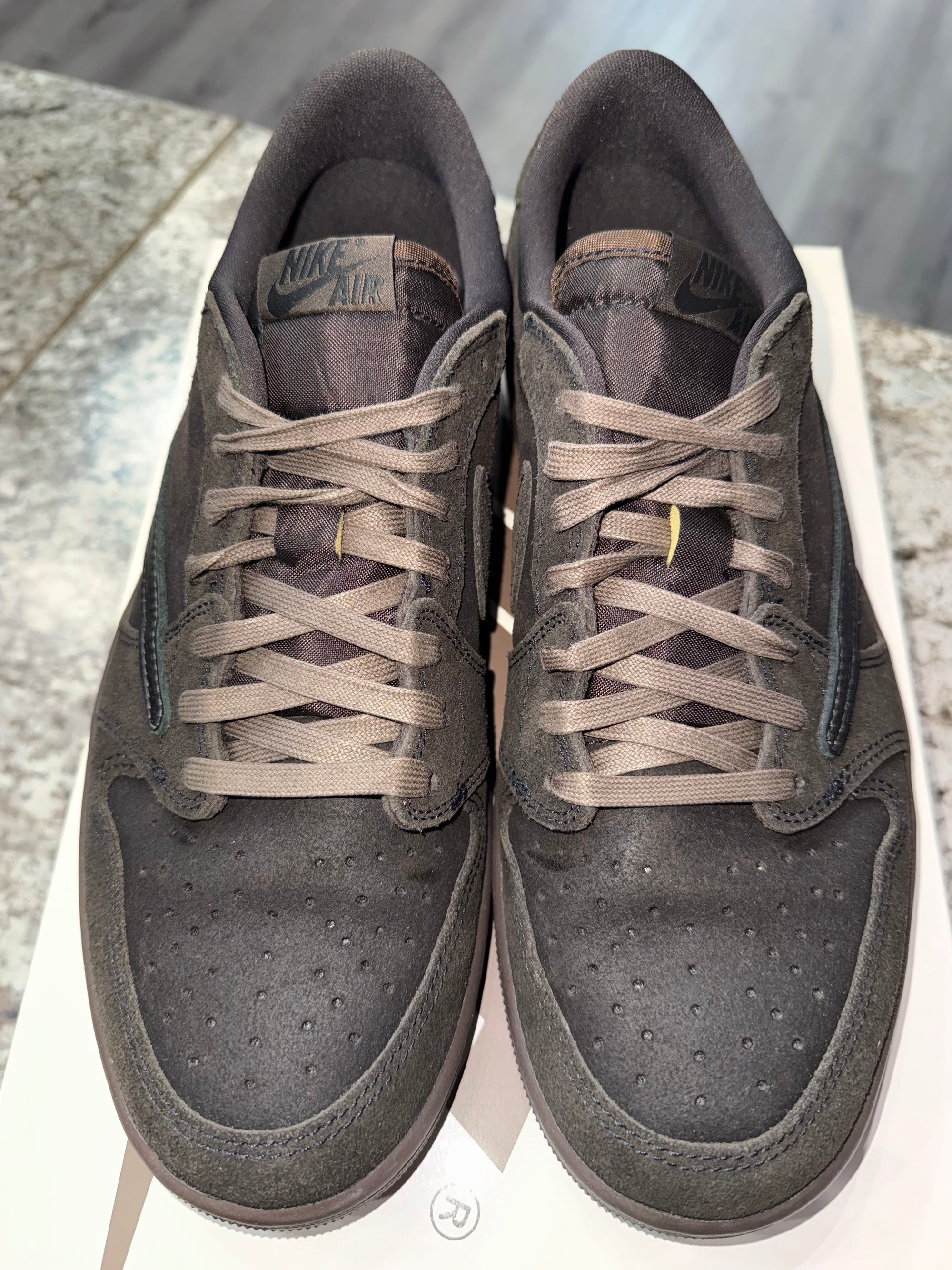 Jordan 1 Retro Low OG SP Travis Scott Velvet Brown