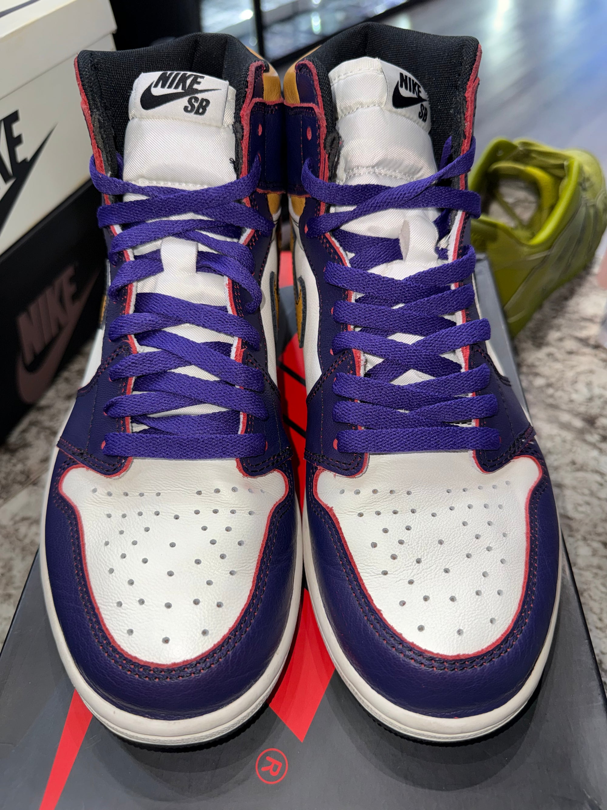 Jordan 1 Retro High OG Defiant SB LA to Chicago