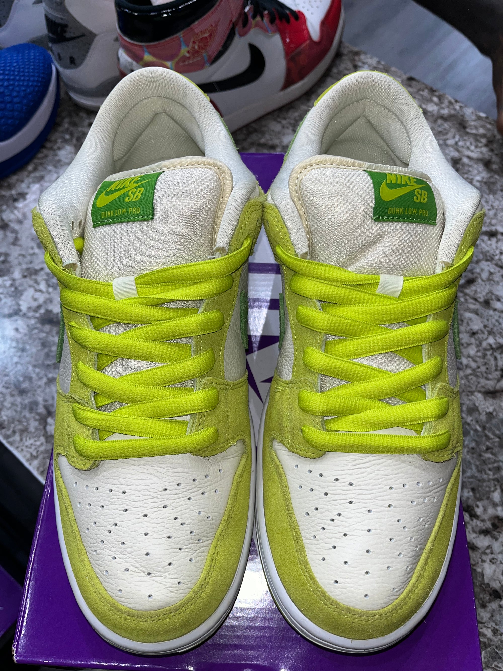 Nike SB Dunk Low Green Apple
