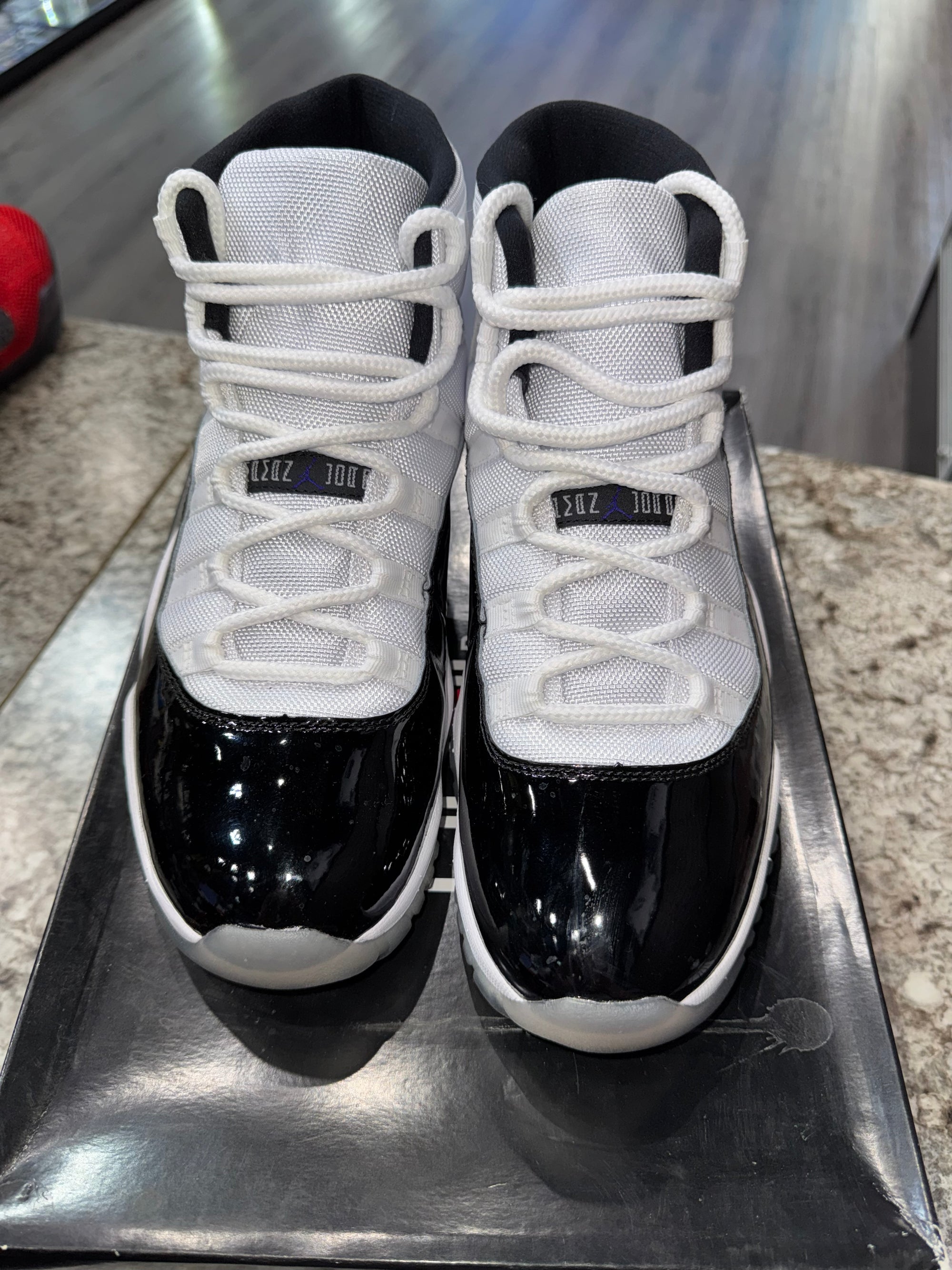 Jordan 11 Retro Concord (2018)