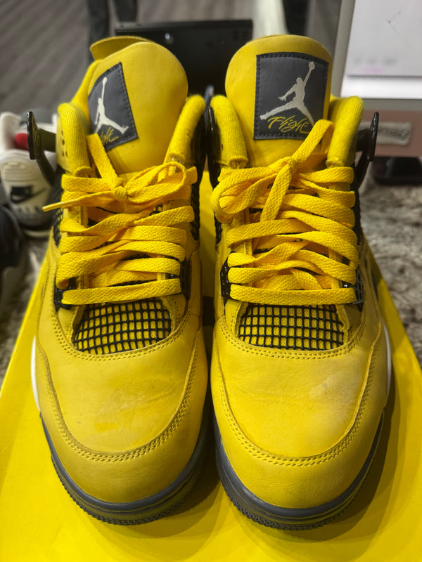 Jordan 4 Retro Lightning (2021)