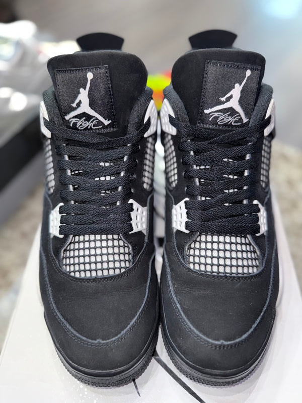 Jordan 4 Retro White Thunder