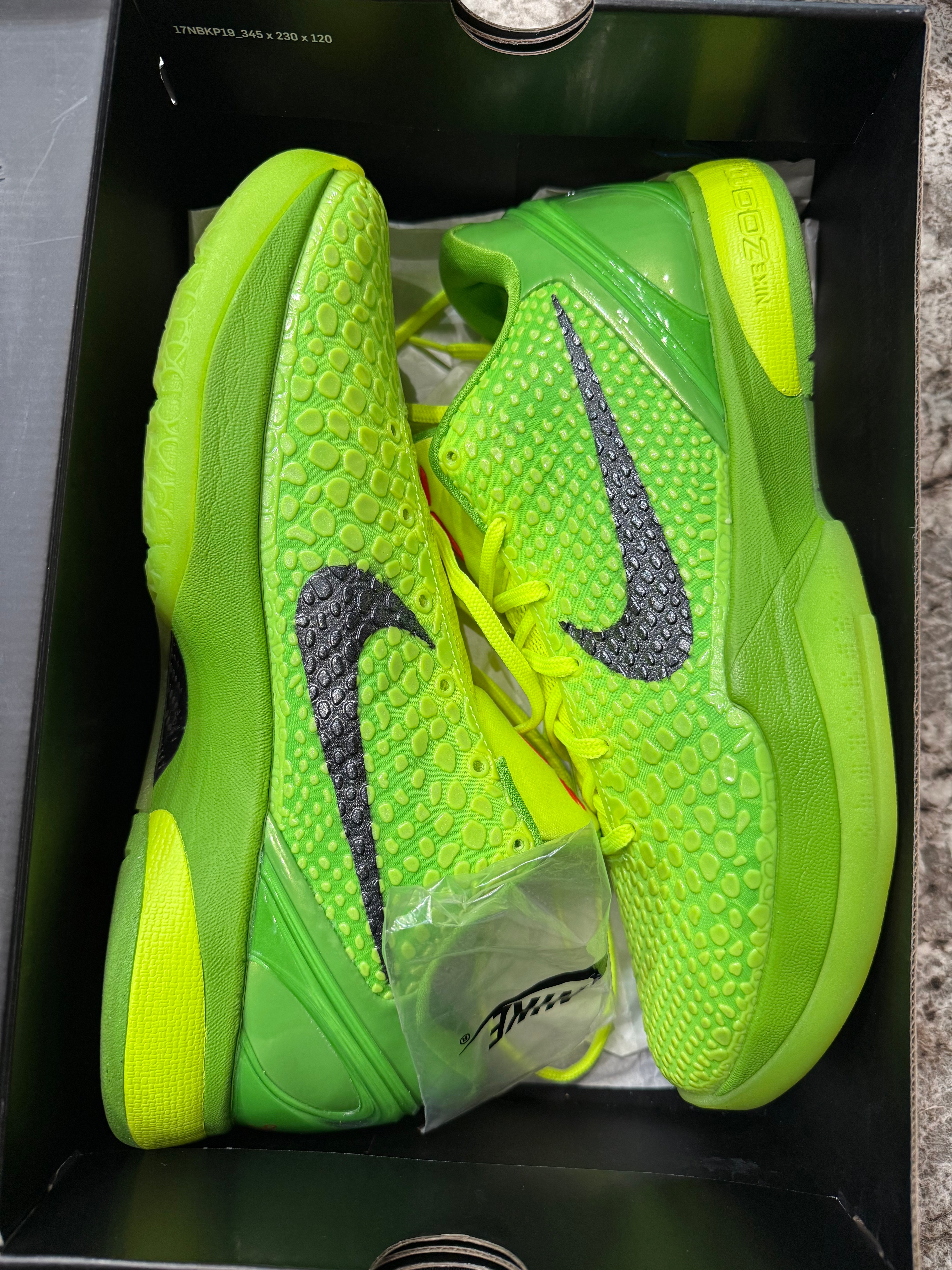 nike kobe 6 grinch 2020