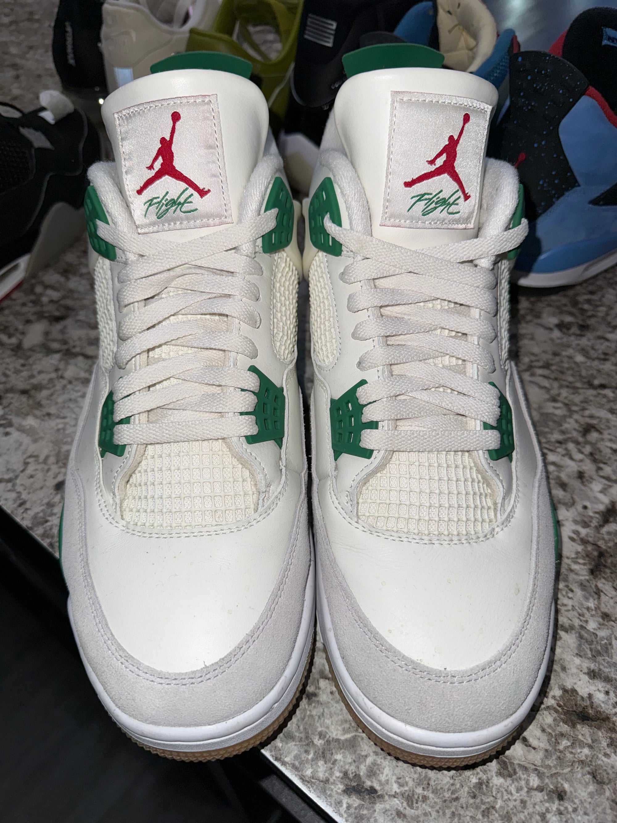 Jordan 4 Retro SB Pine Green