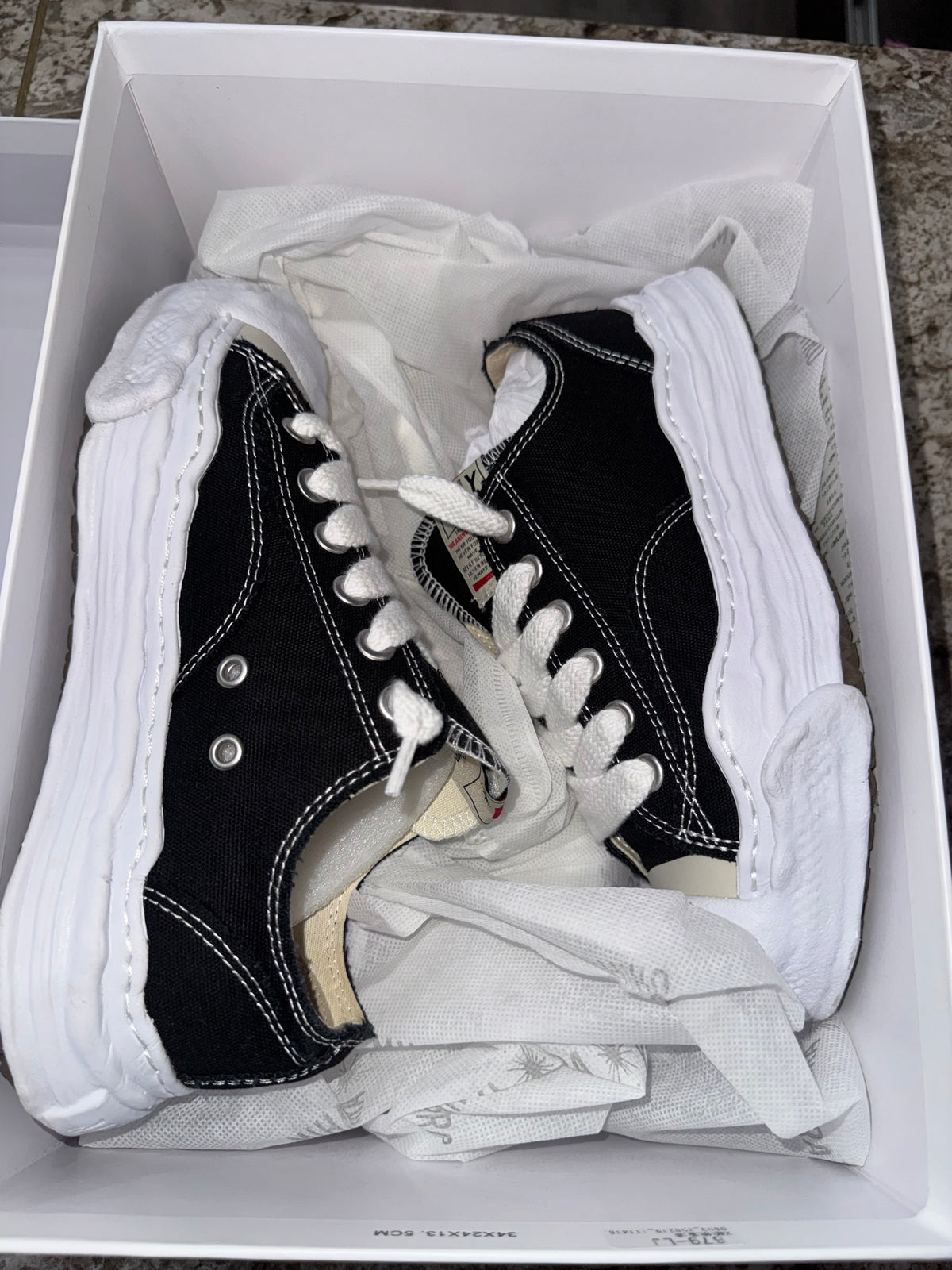 Maison Mihara Yasuhiro Hank OG Sole Canvas Low Black