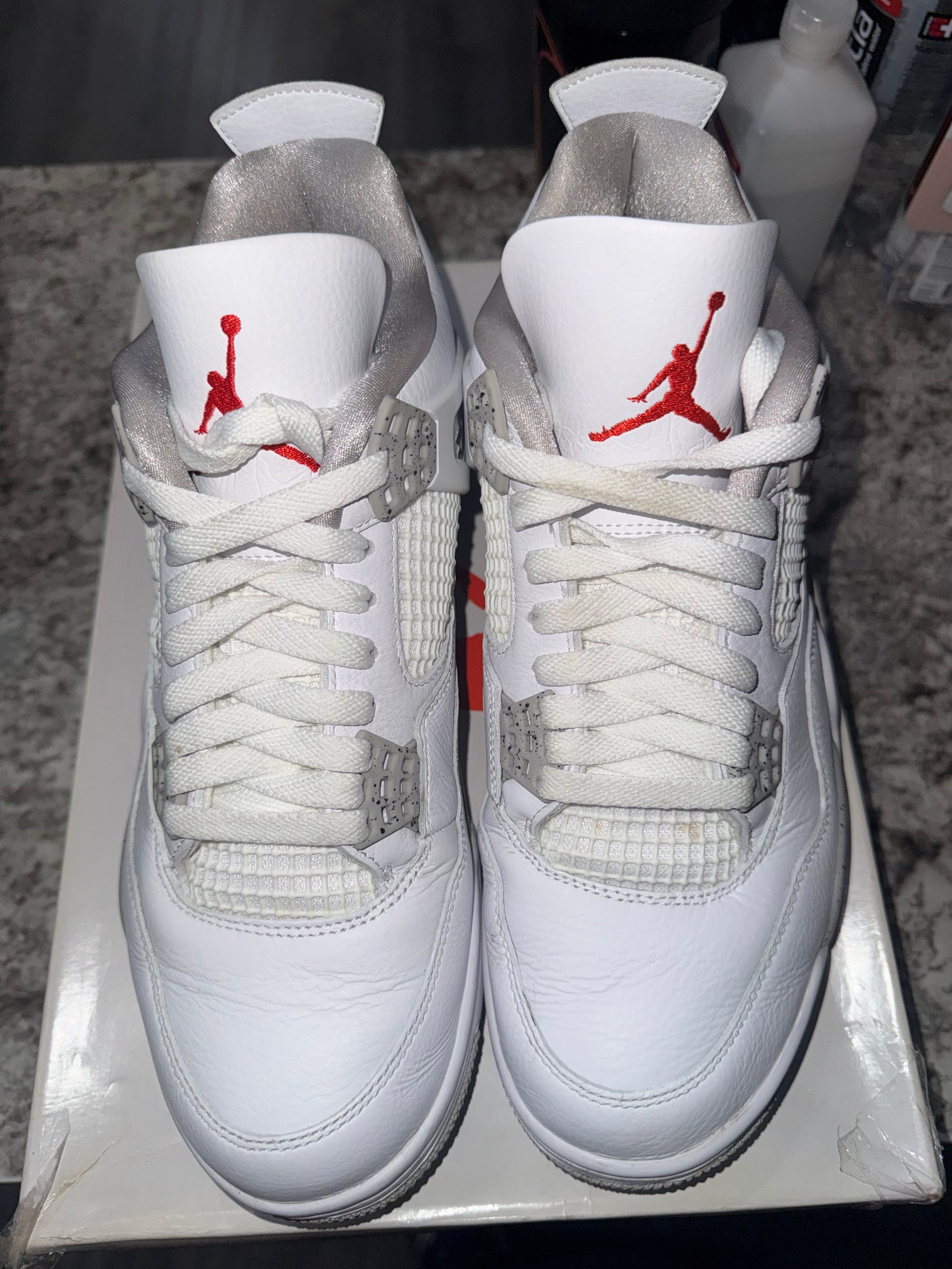 Jordan 4 Retro White Oreo (2021)