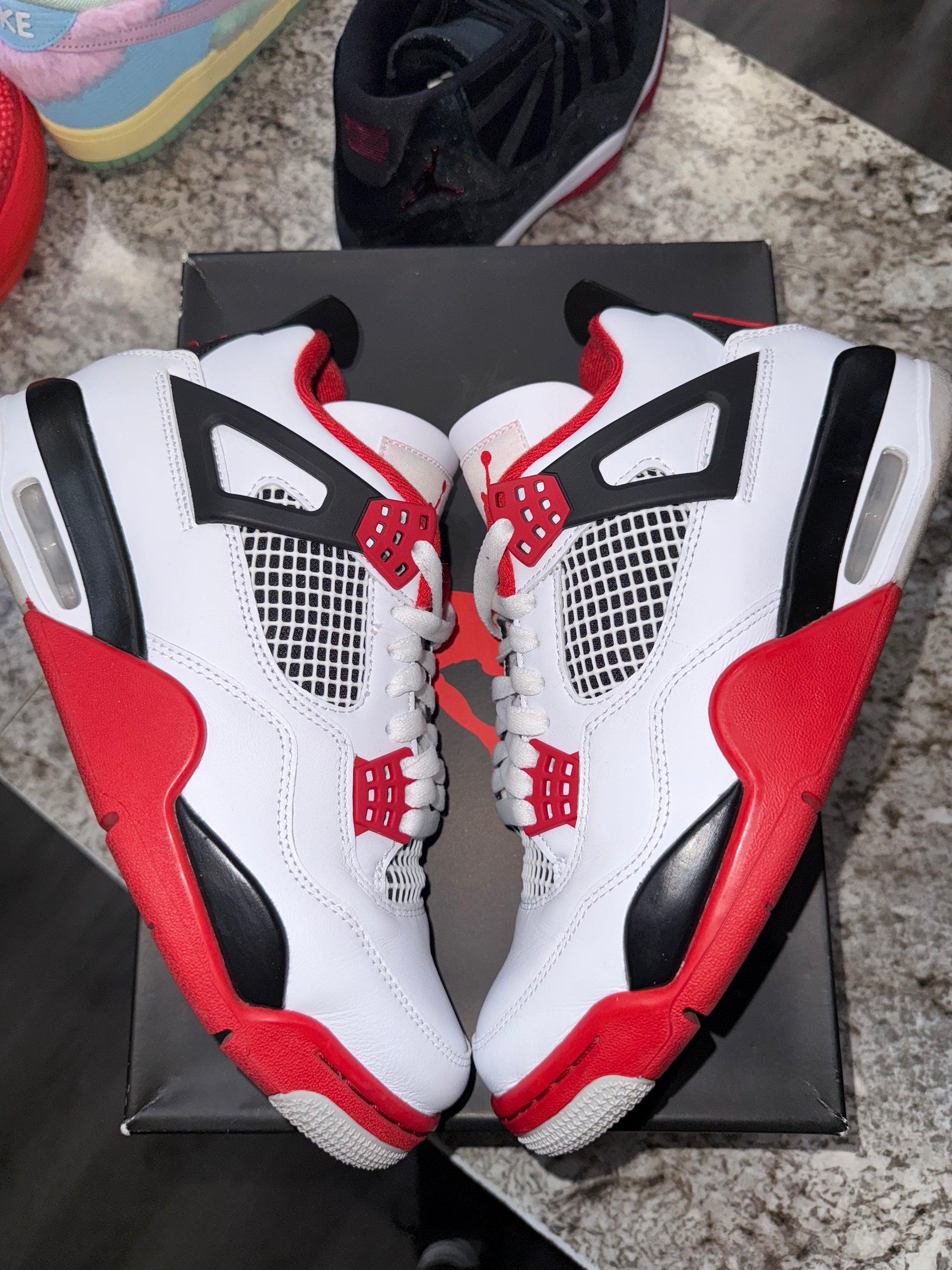 Jordan 4 Retro Fire Red (2020)