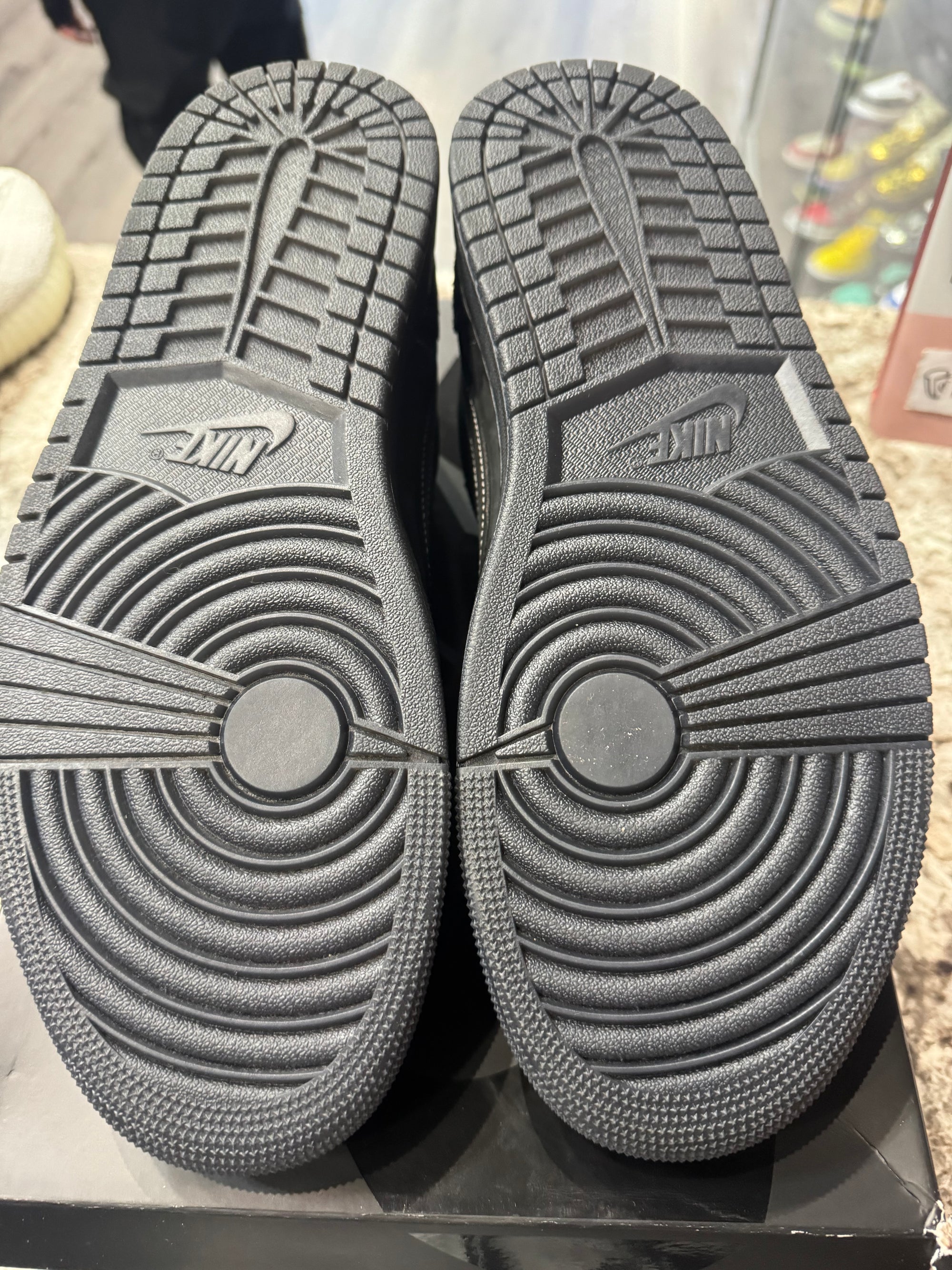 Jordan 1 Retro Low OG SP Travis Scott Black Phantom