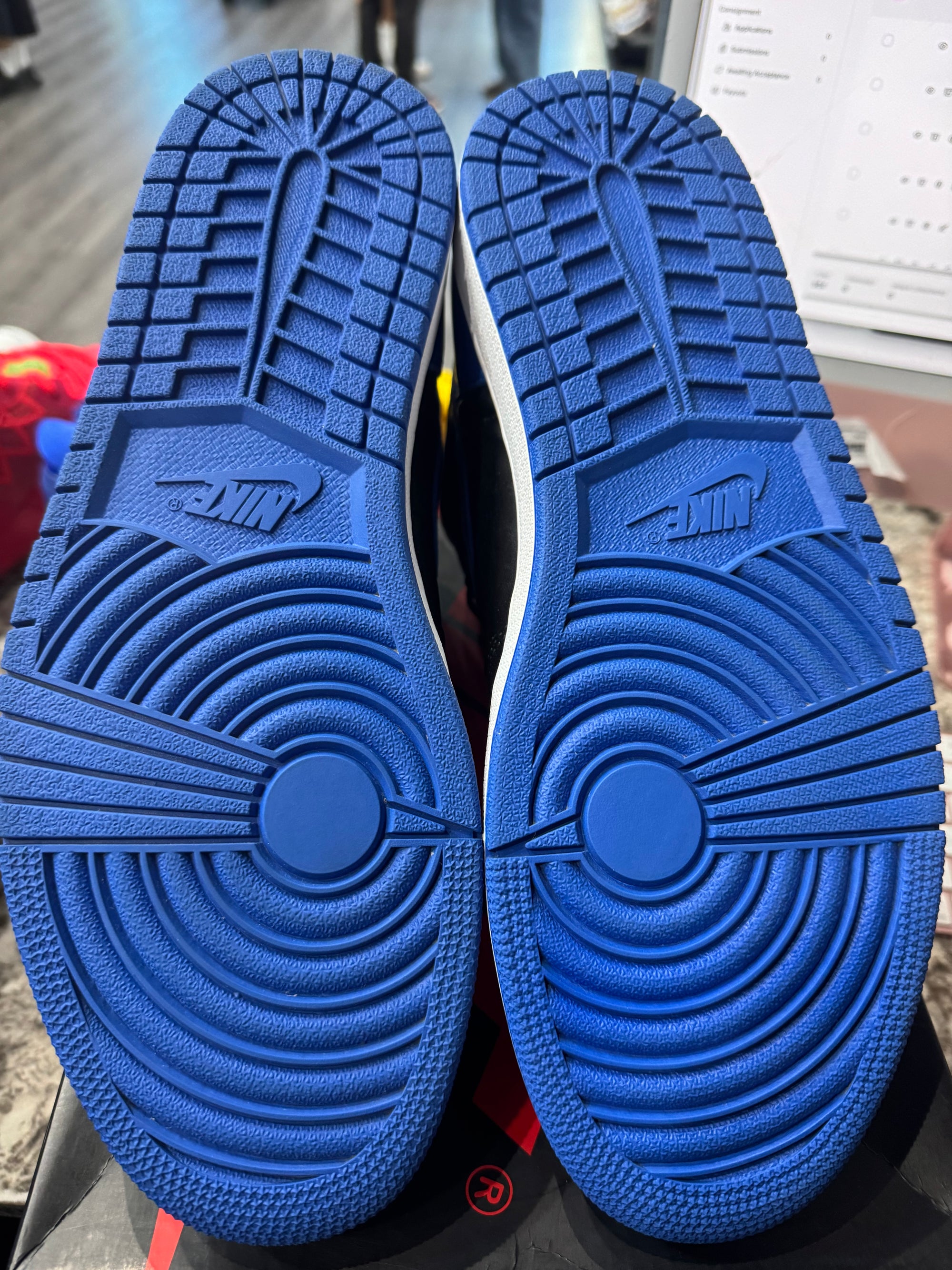 Jordan 1 Retro Royal (2017)