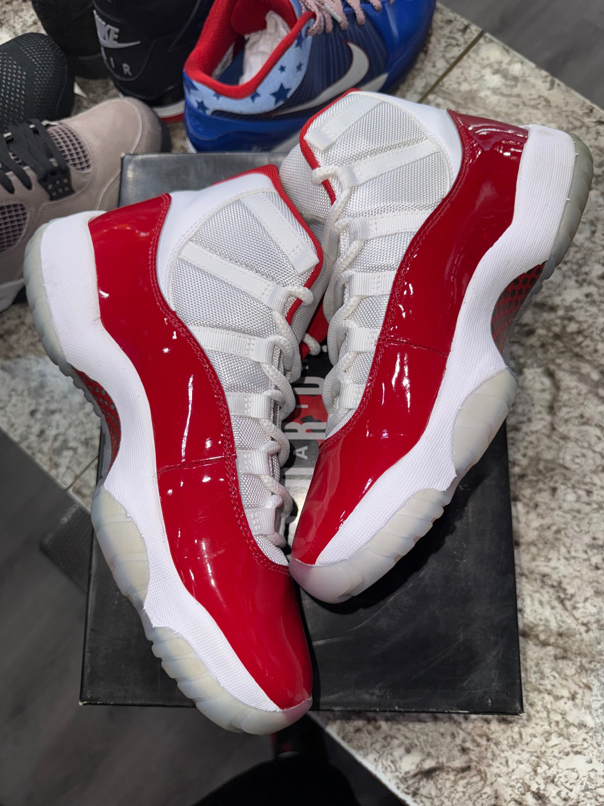 Jordan 11 Retro Cherry (2022)