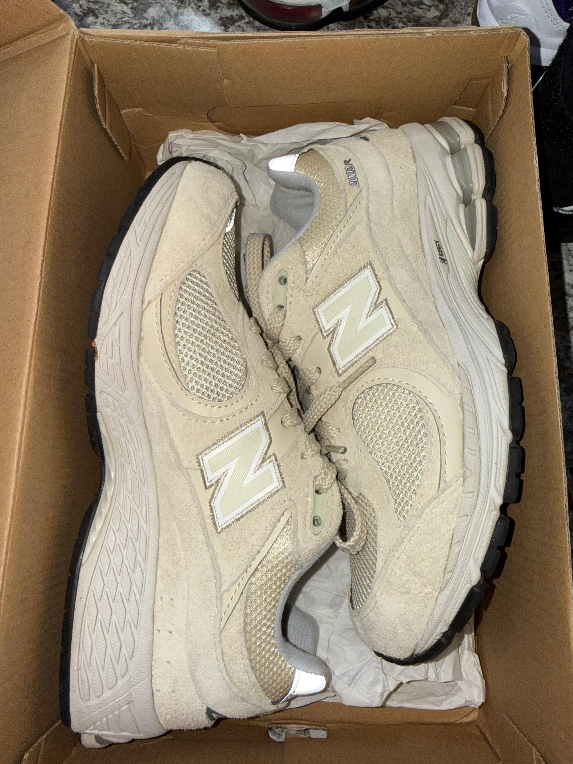 New Balance 2002R Bone Light Aluminum