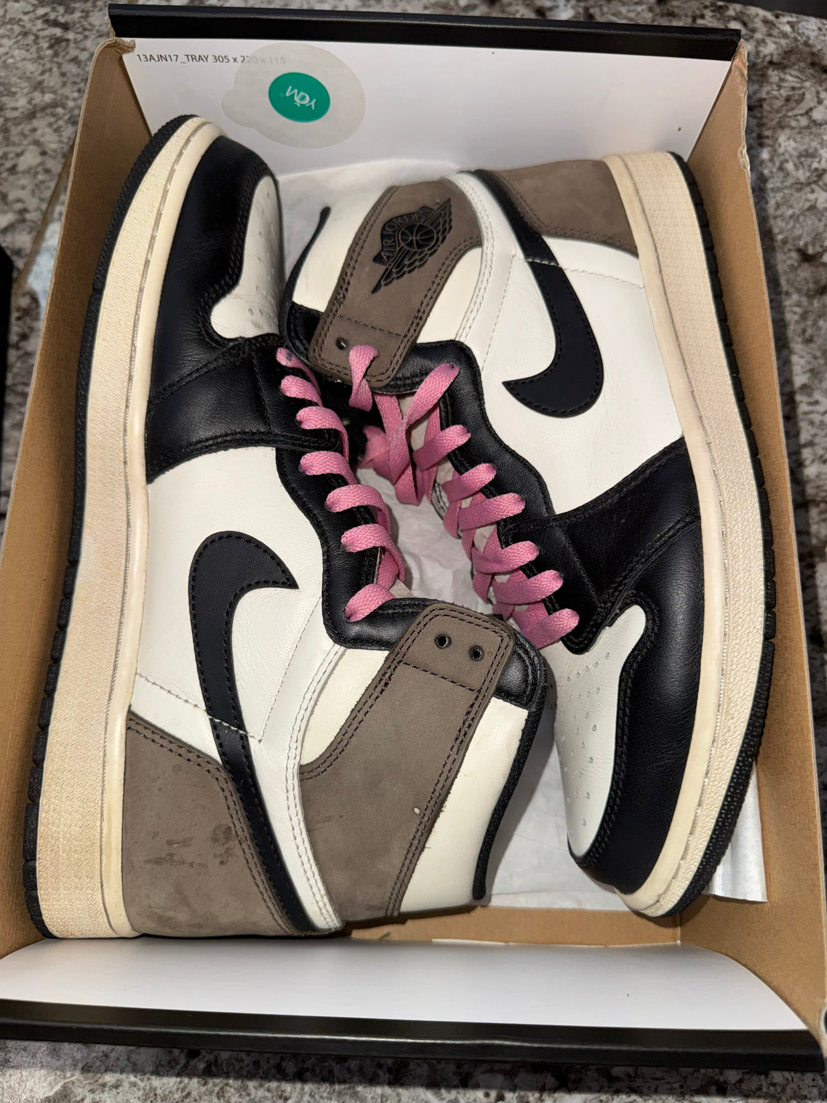 Jordan 1 Retro High Dark Mocha