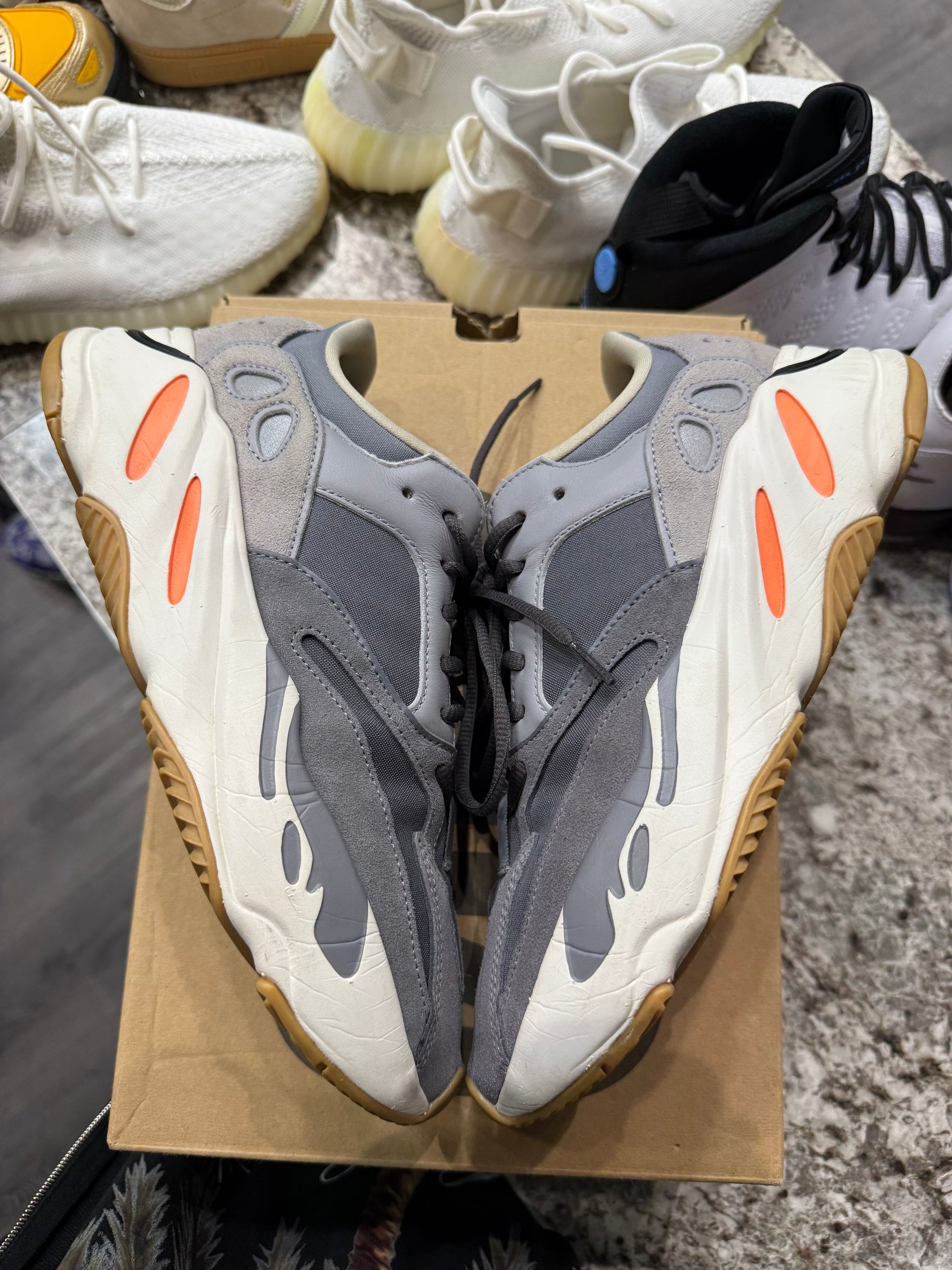 adidas Yeezy Boost 700 Magnet