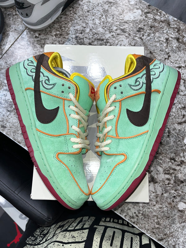 Nike SB Dunk Low Rodeo Tourmaline
