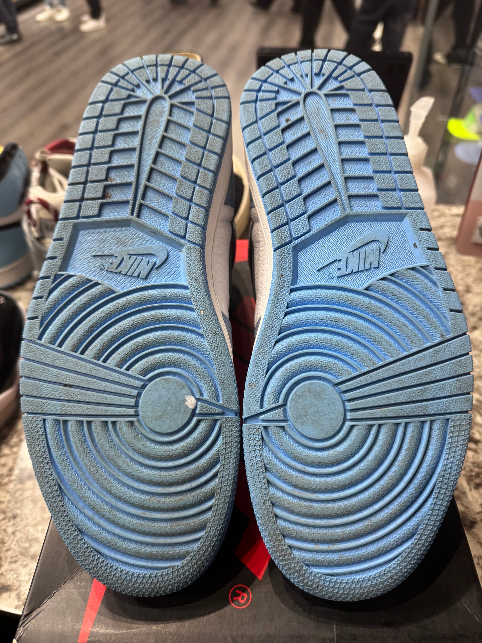 Jordan 1 Retro High OG University Blue