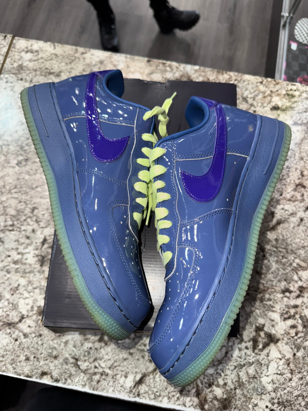 Nike Air Force 1 Low Patent Leather Mystic Navy Grape Ice