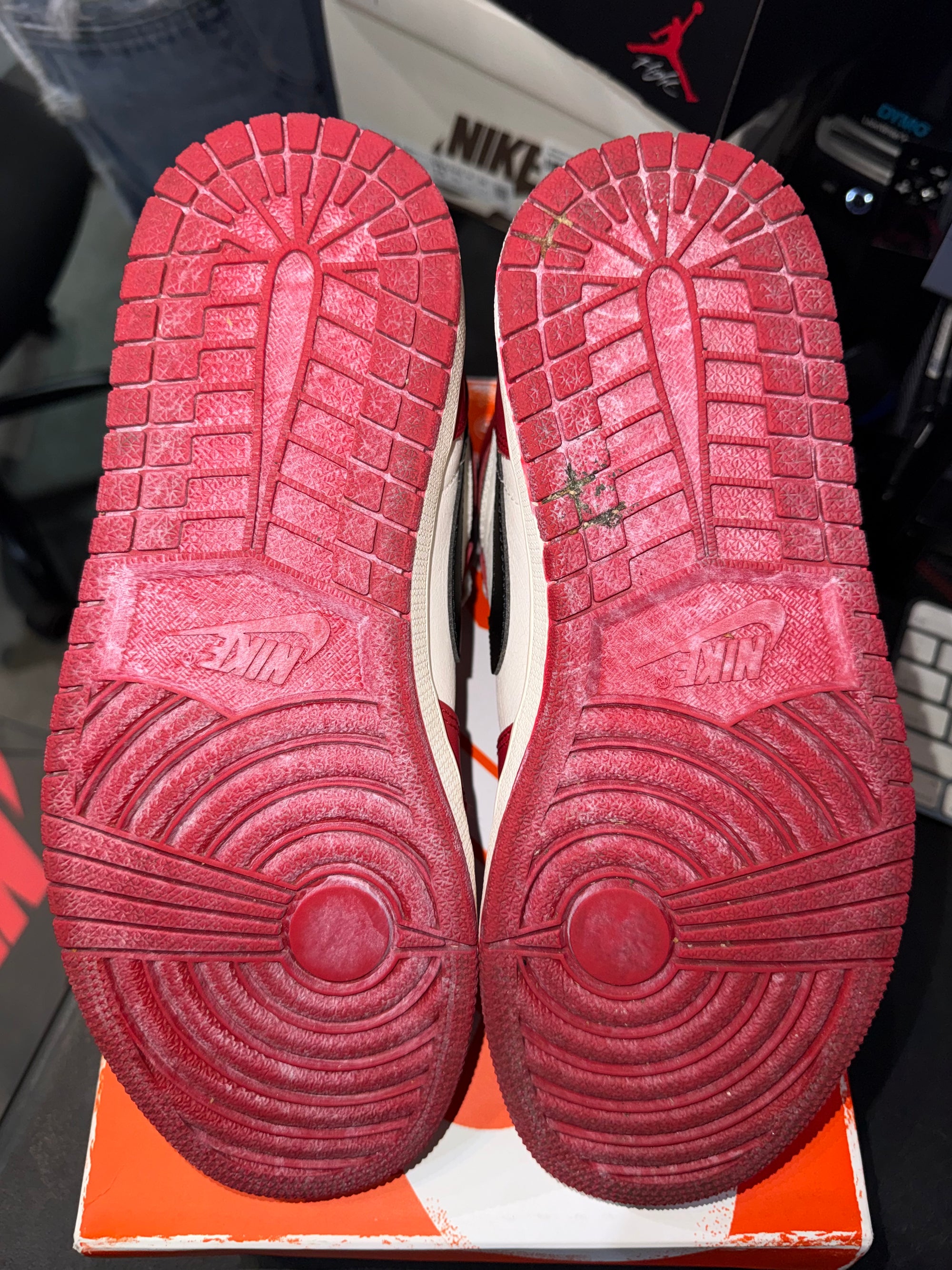 Jordan 1 Retro High OG Chicago Lost and Found