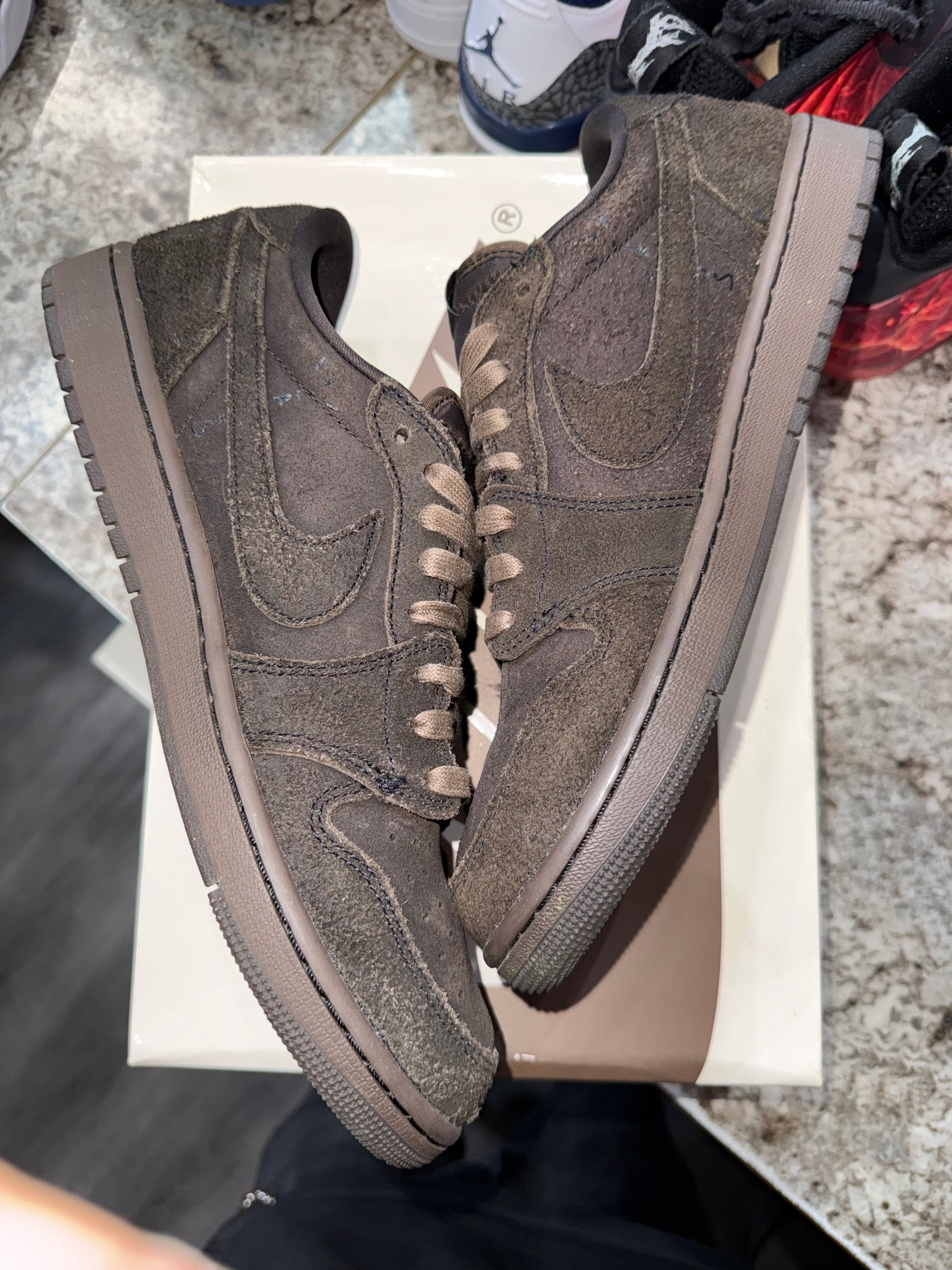 Jordan 1 Retro Low OG SP Travis Scott Velvet Brown
