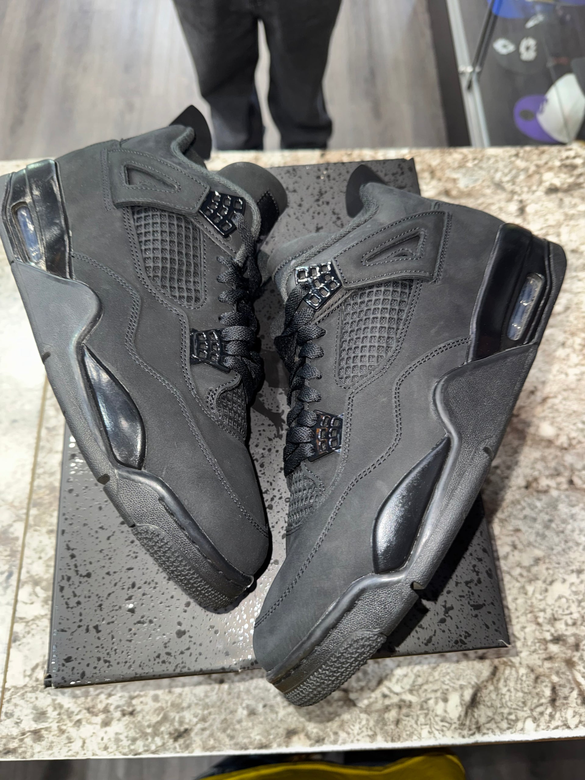 Jordan 4 Retro Black Cat (2025)