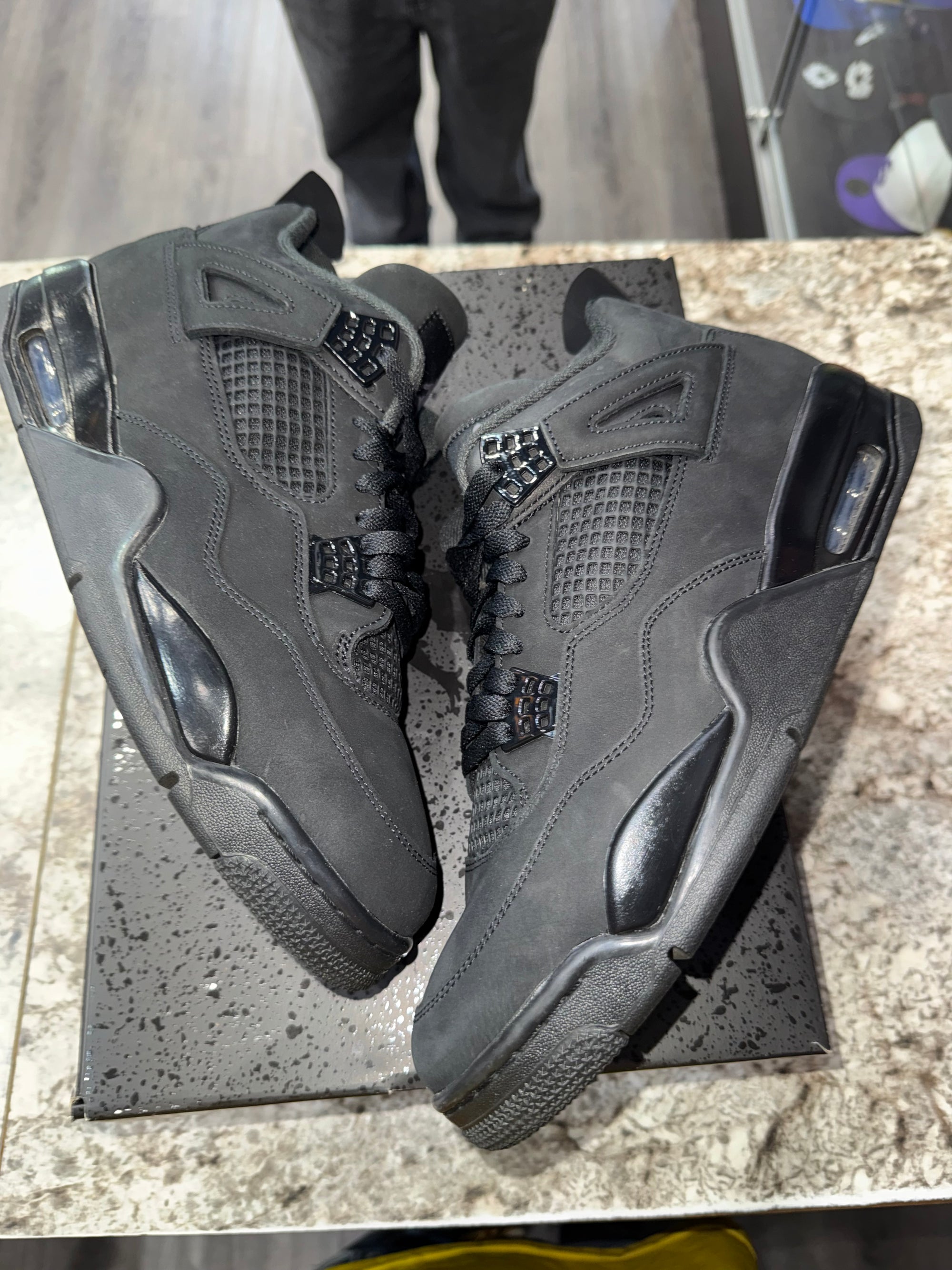Jordan 4 Retro Black Cat (2025)