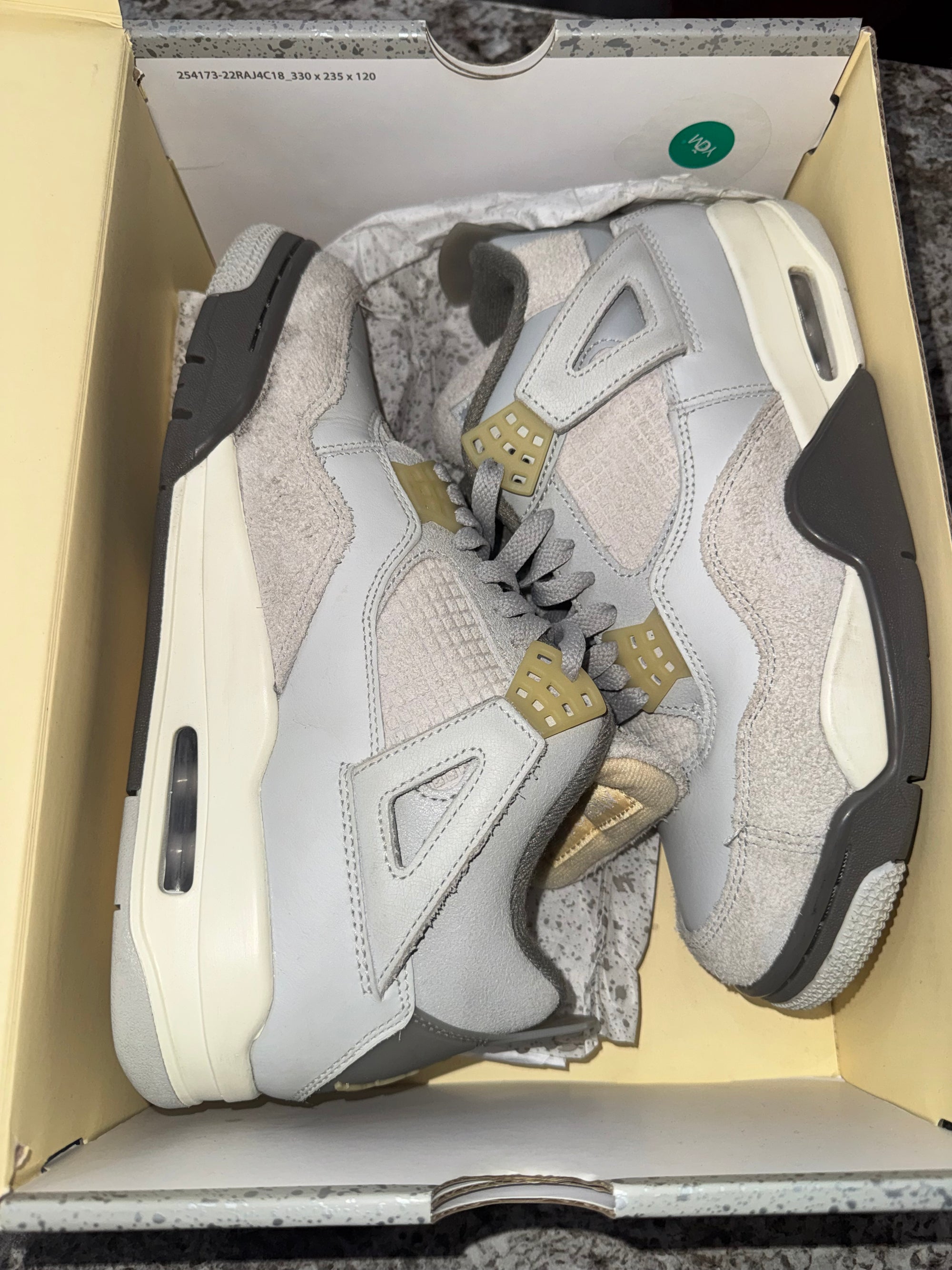 Jordan 4 Retro SE Craft Photon Dust