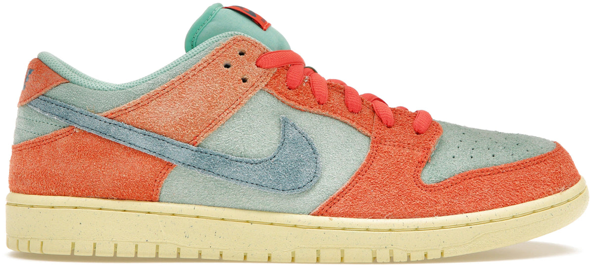 Nike SB Dunk Low Orange Emerald Rise
