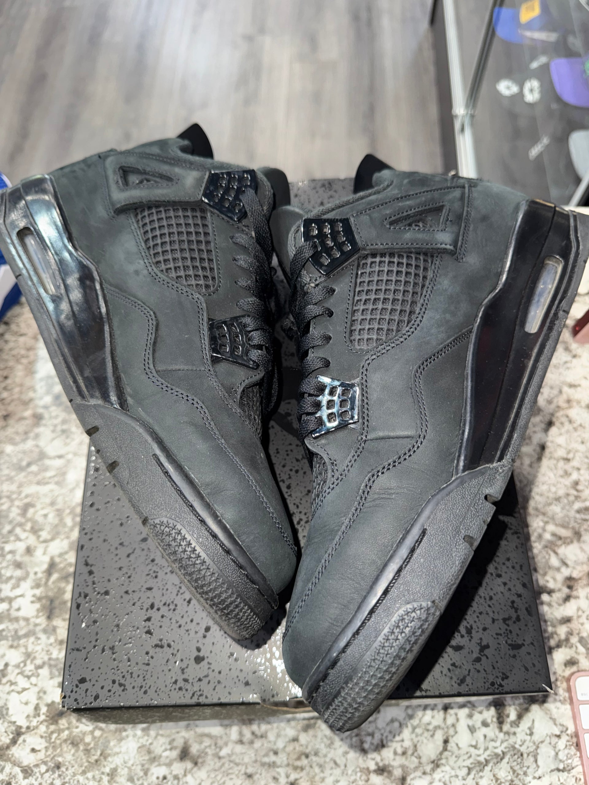 Jordan 4 Retro Black Cat (2025)