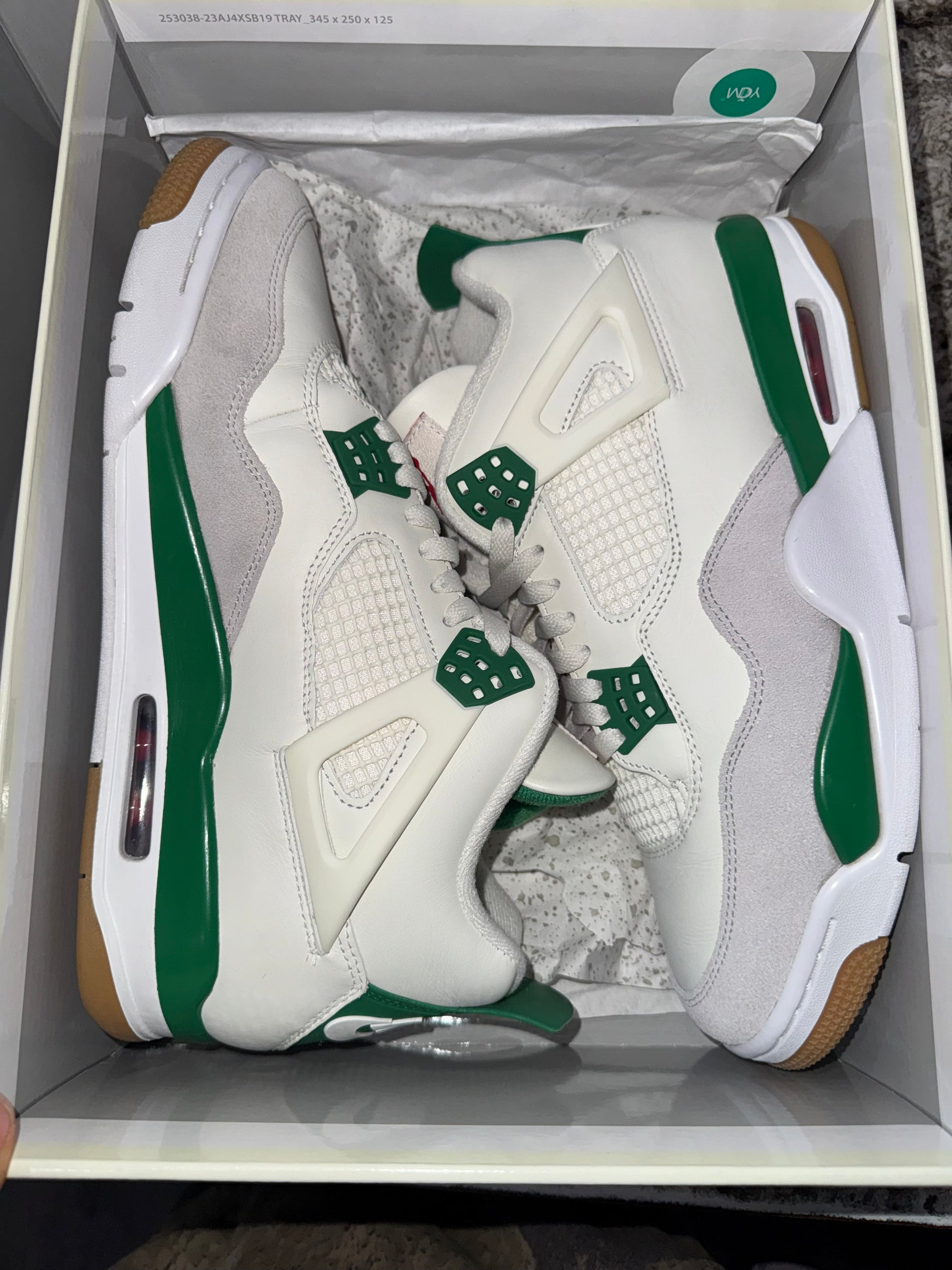 Jordan 4 Retro SB Pine Green