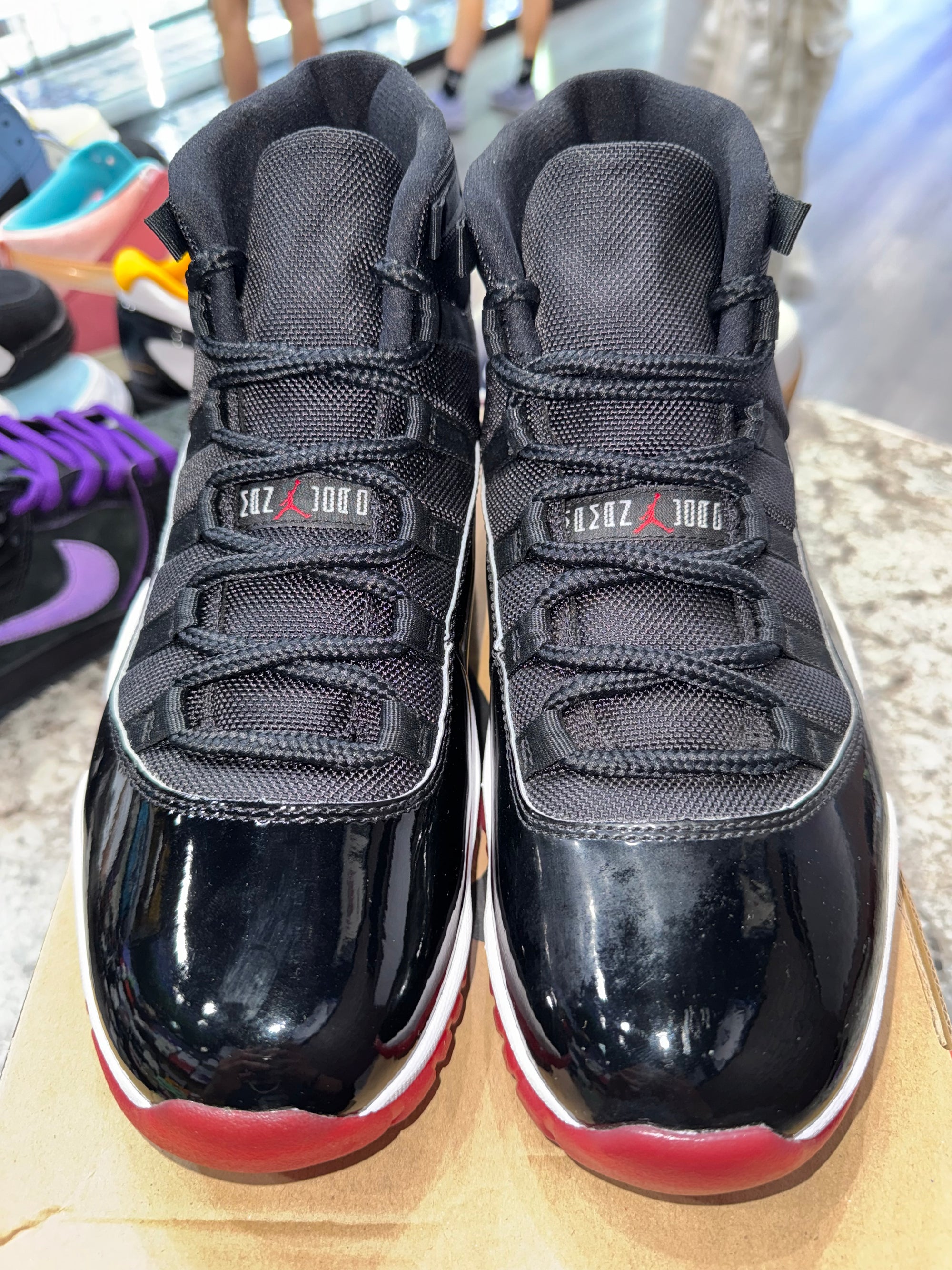 Jordan 11 Retro Playoffs Bred (2019)