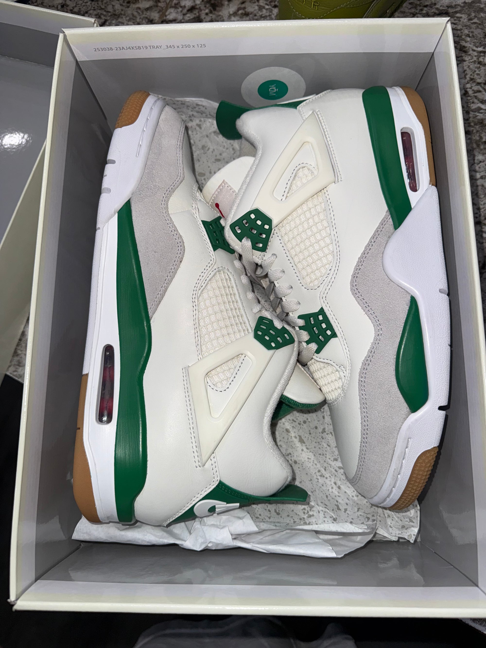 Jordan 4 Retro SB Pine Green