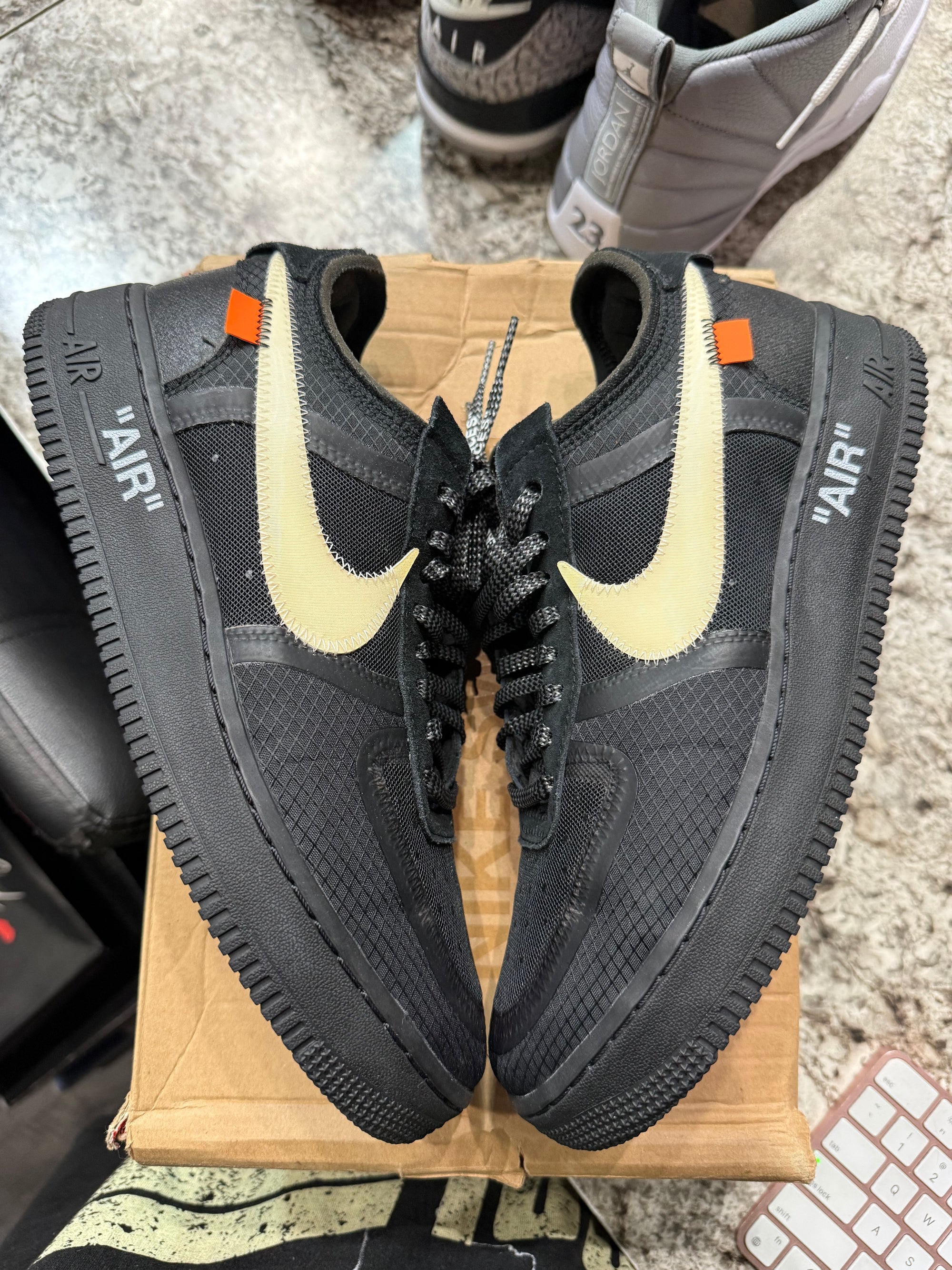 Nike Air Force 1 Low Off-White Black White (DAMAGED BOX)
